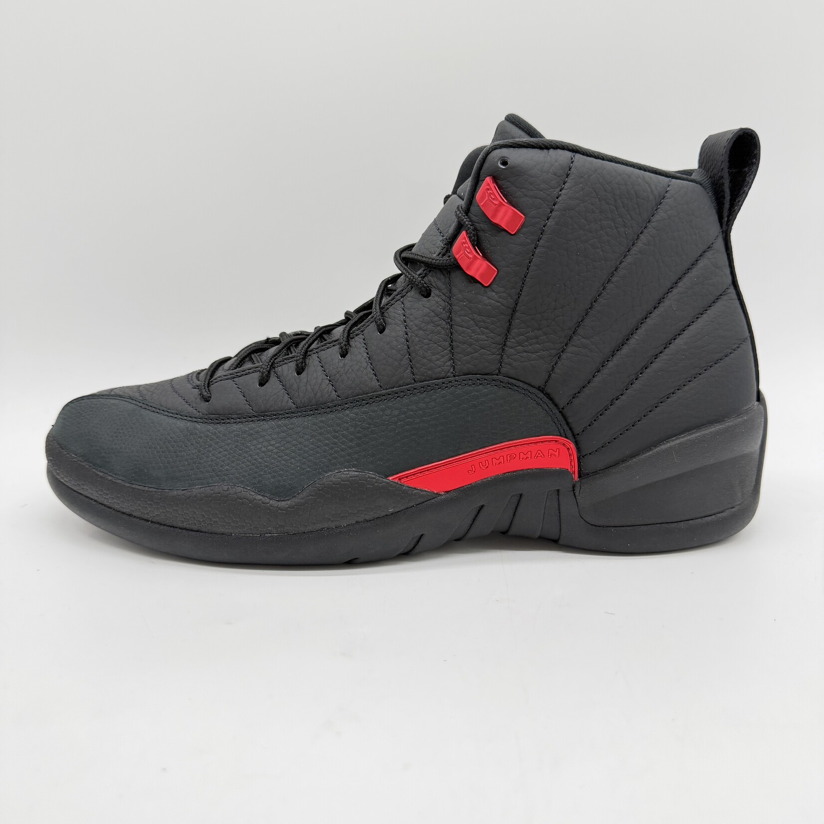 Jordan 12 Retro Bloodline