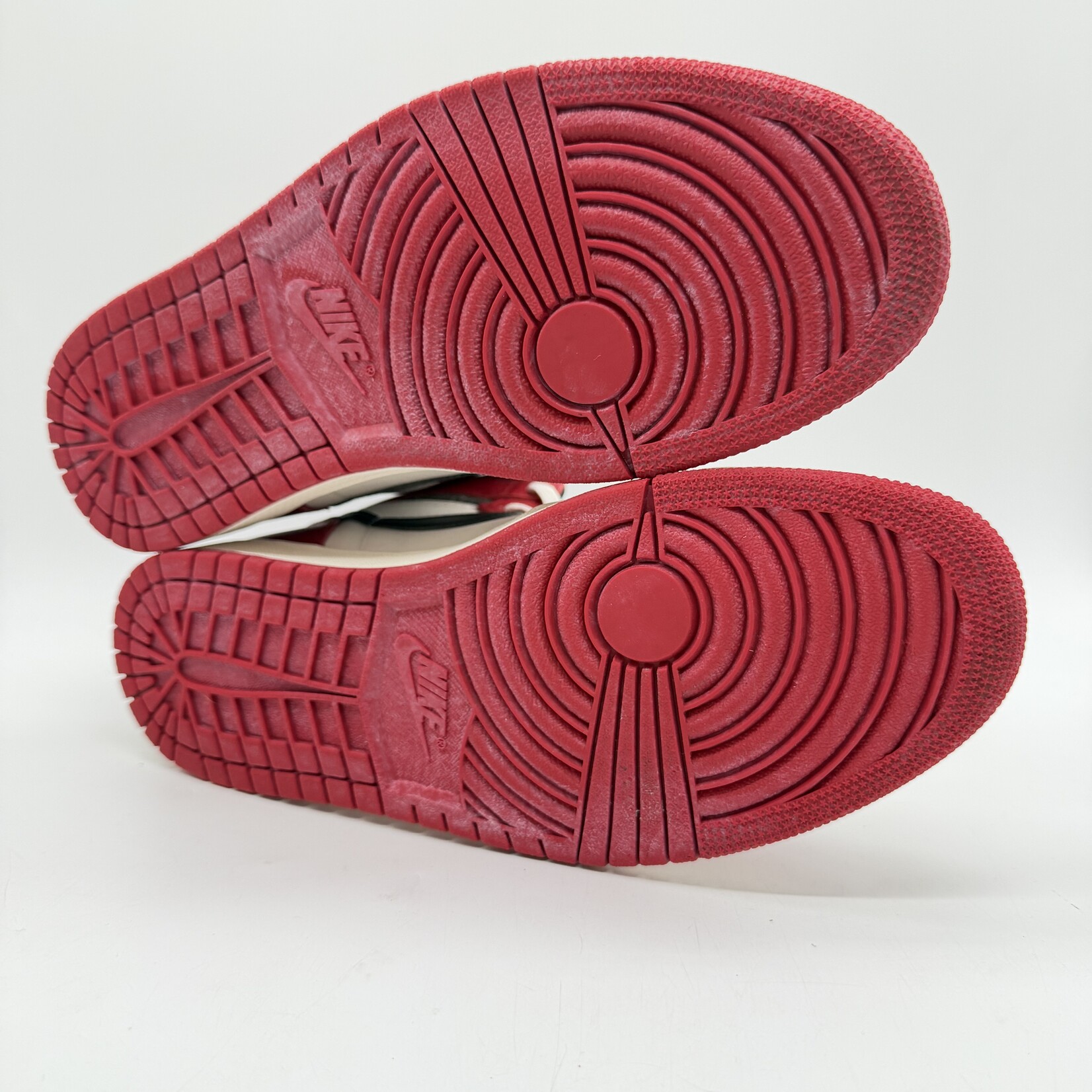 Jordan 1 Retro High OG Chicago Lost and Found