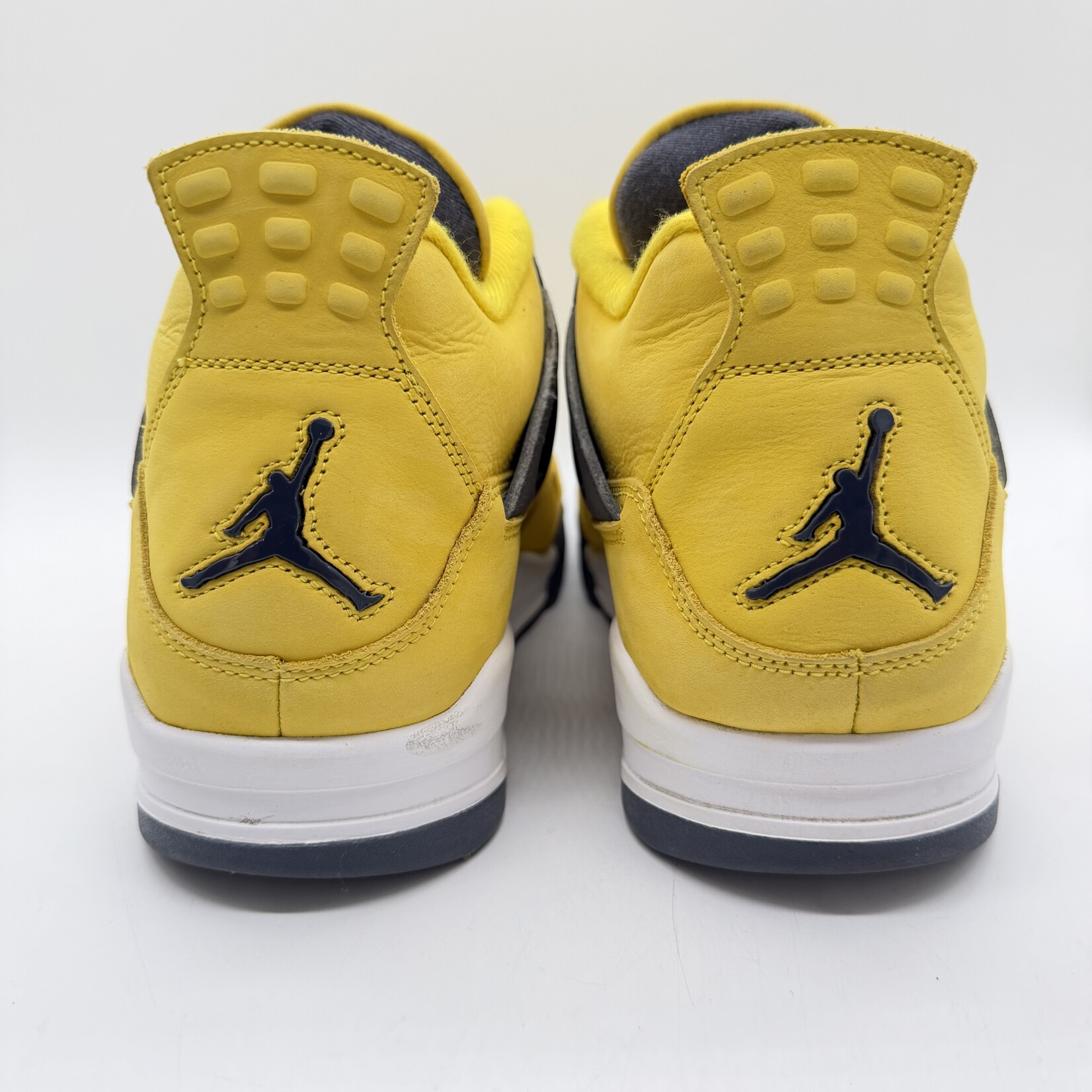 Jordan 4 Retro Lightning (2021)