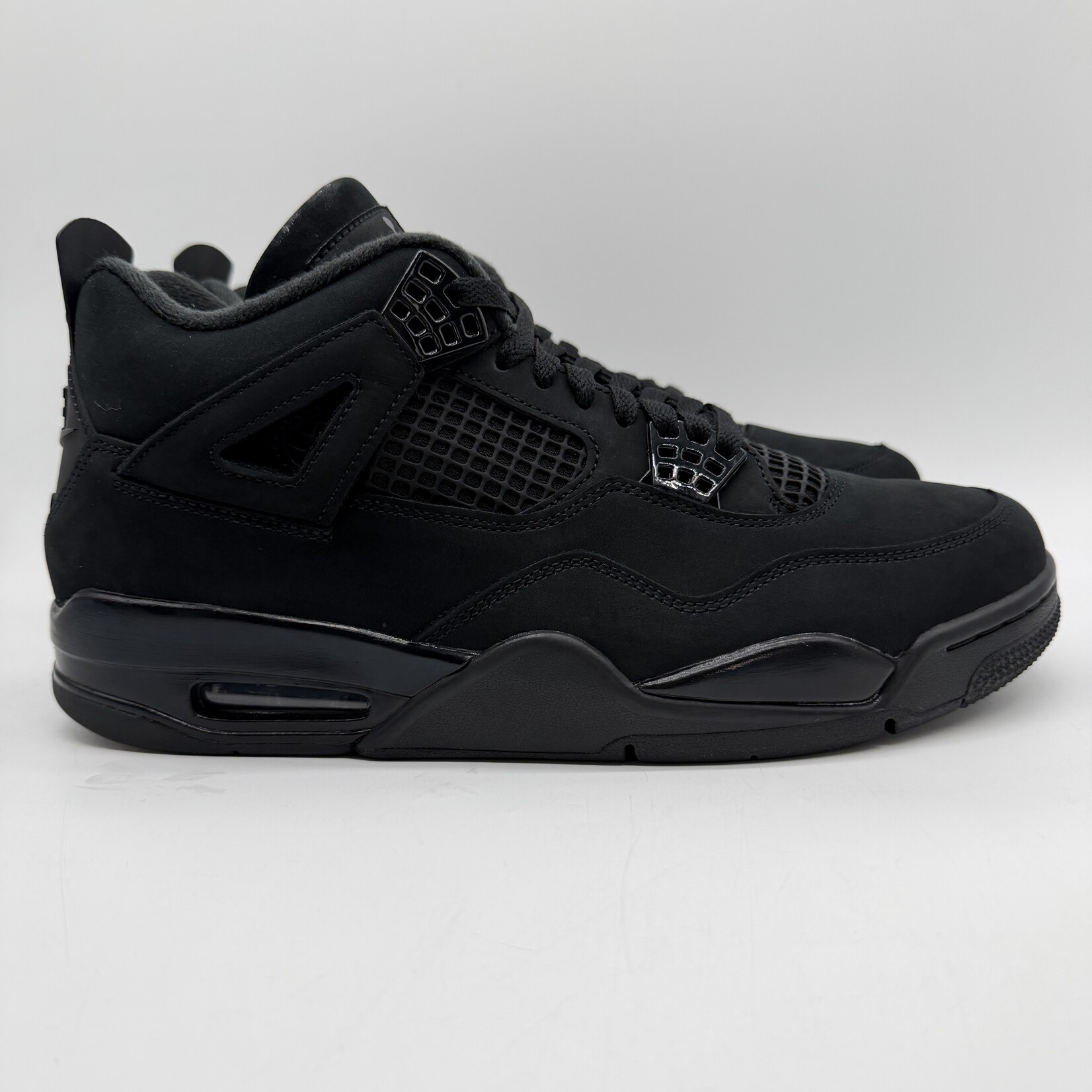 Jordan 4 Retro Black Cat (2025)