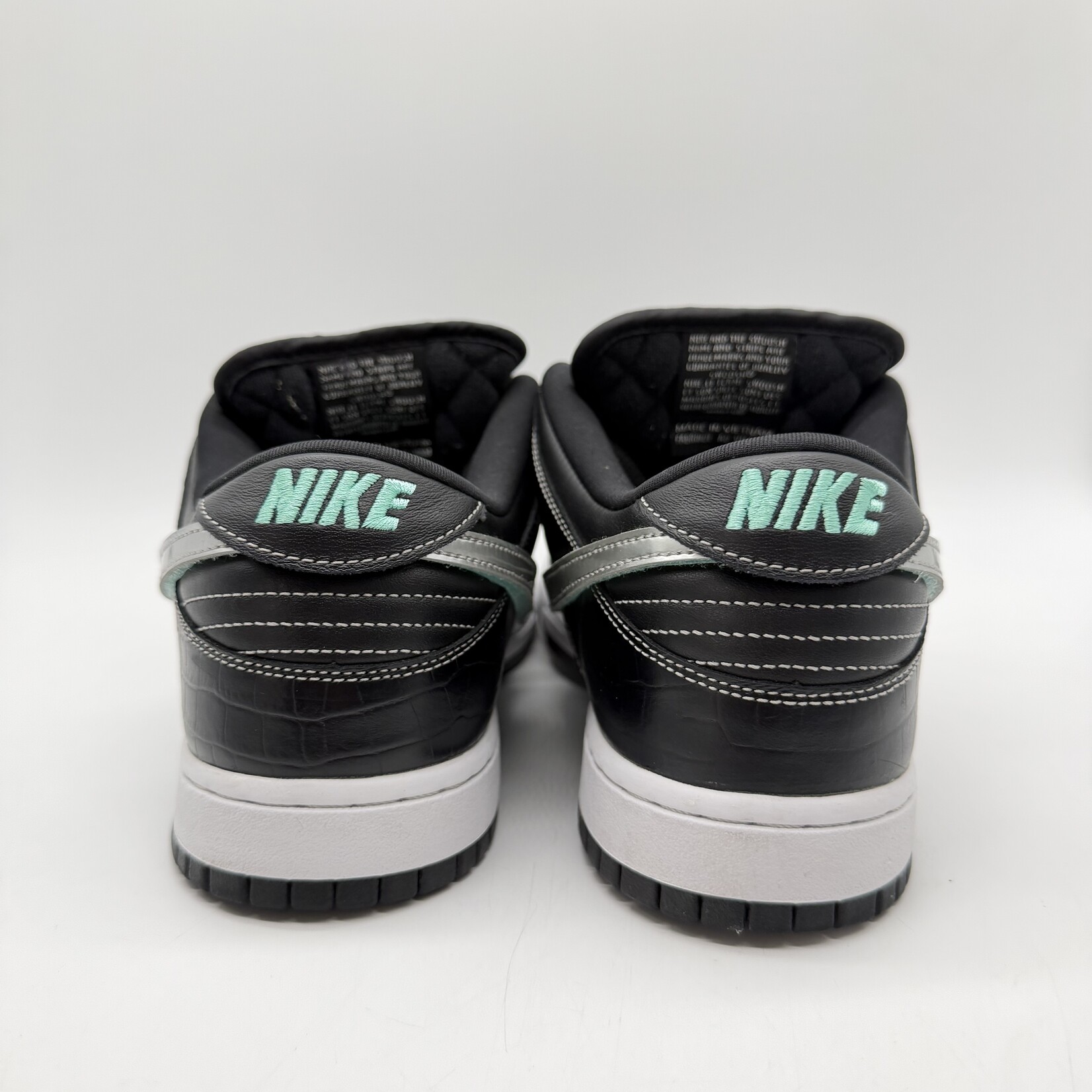 Nike SB Dunk Low Diamond Supply Co. Black Diamond