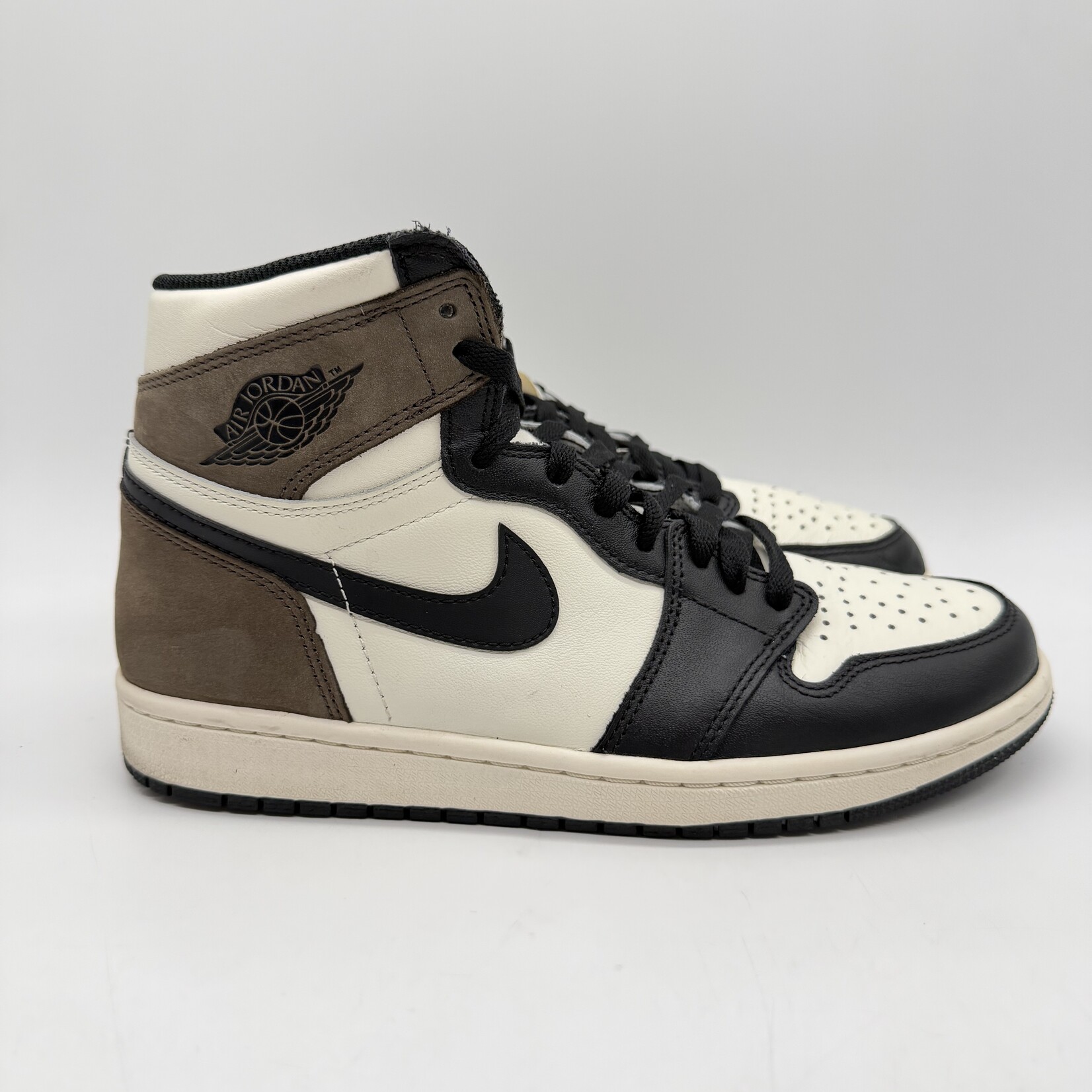Jordan 1 Retro High Dark Mocha