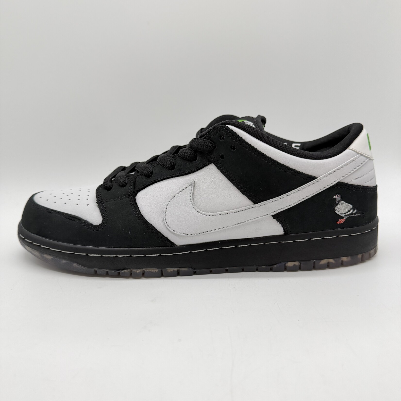 Nike SB Dunk Low Staple Panda Pigeon