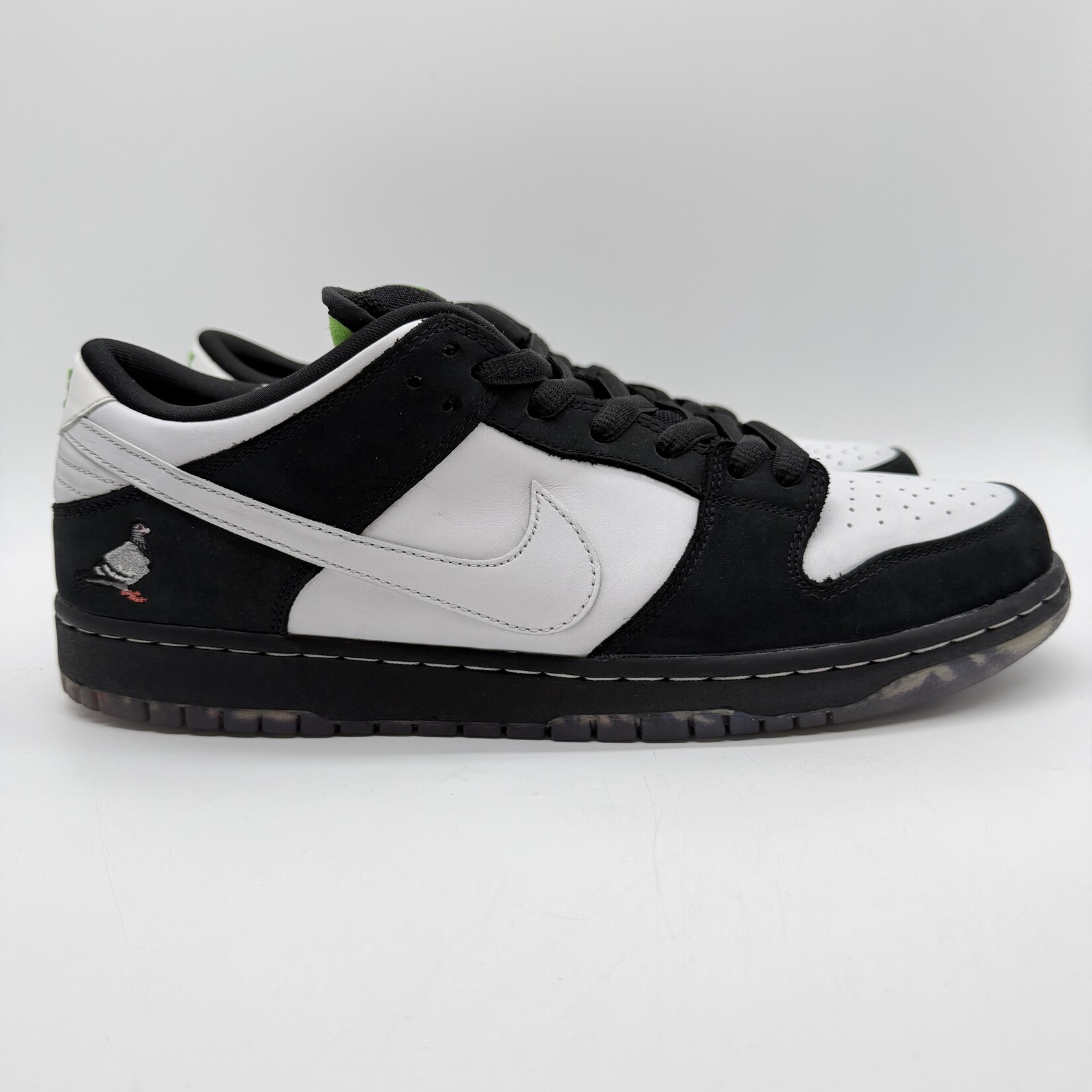Nike SB Dunk Low Staple Panda Pigeon