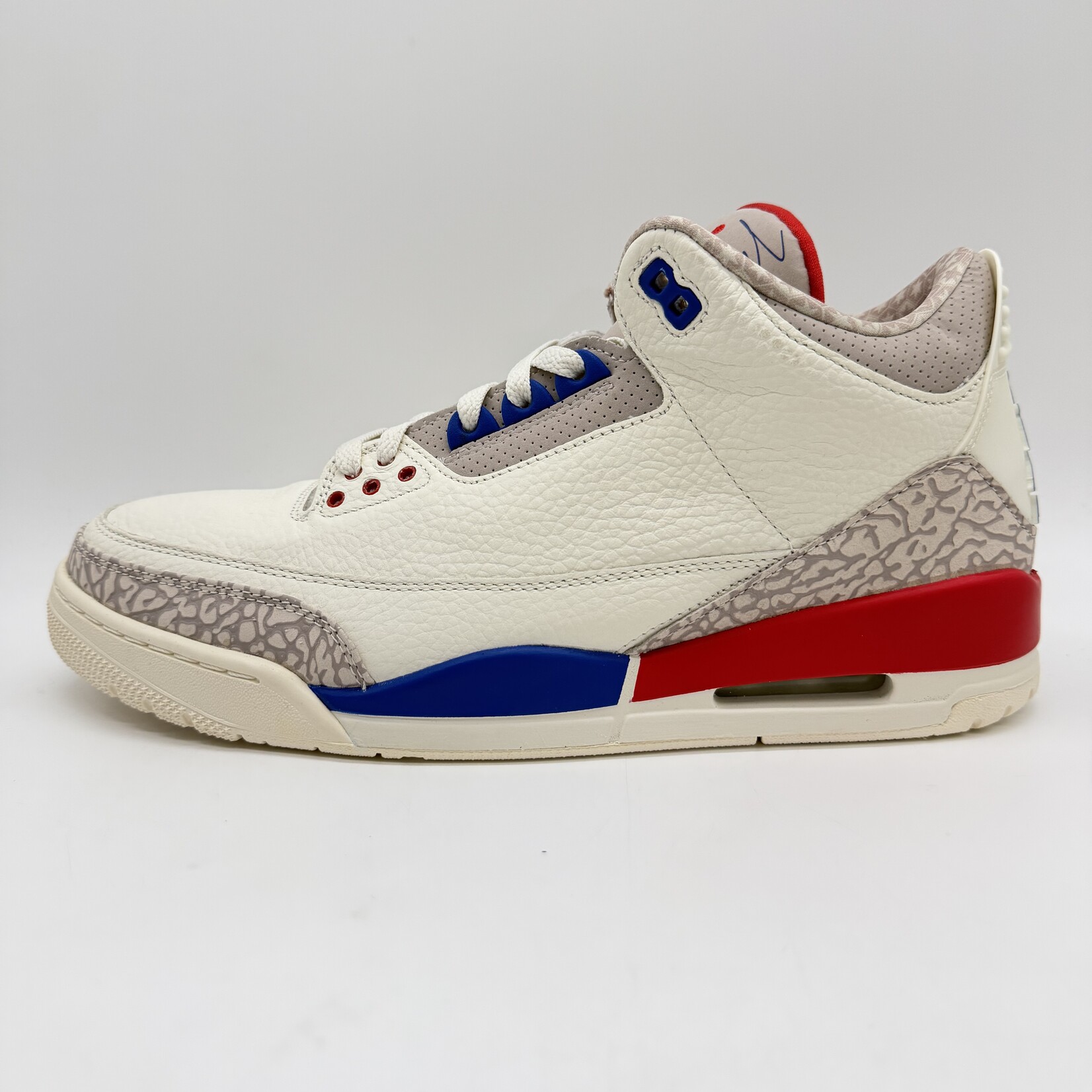 Jordan 3 Retro International Flight