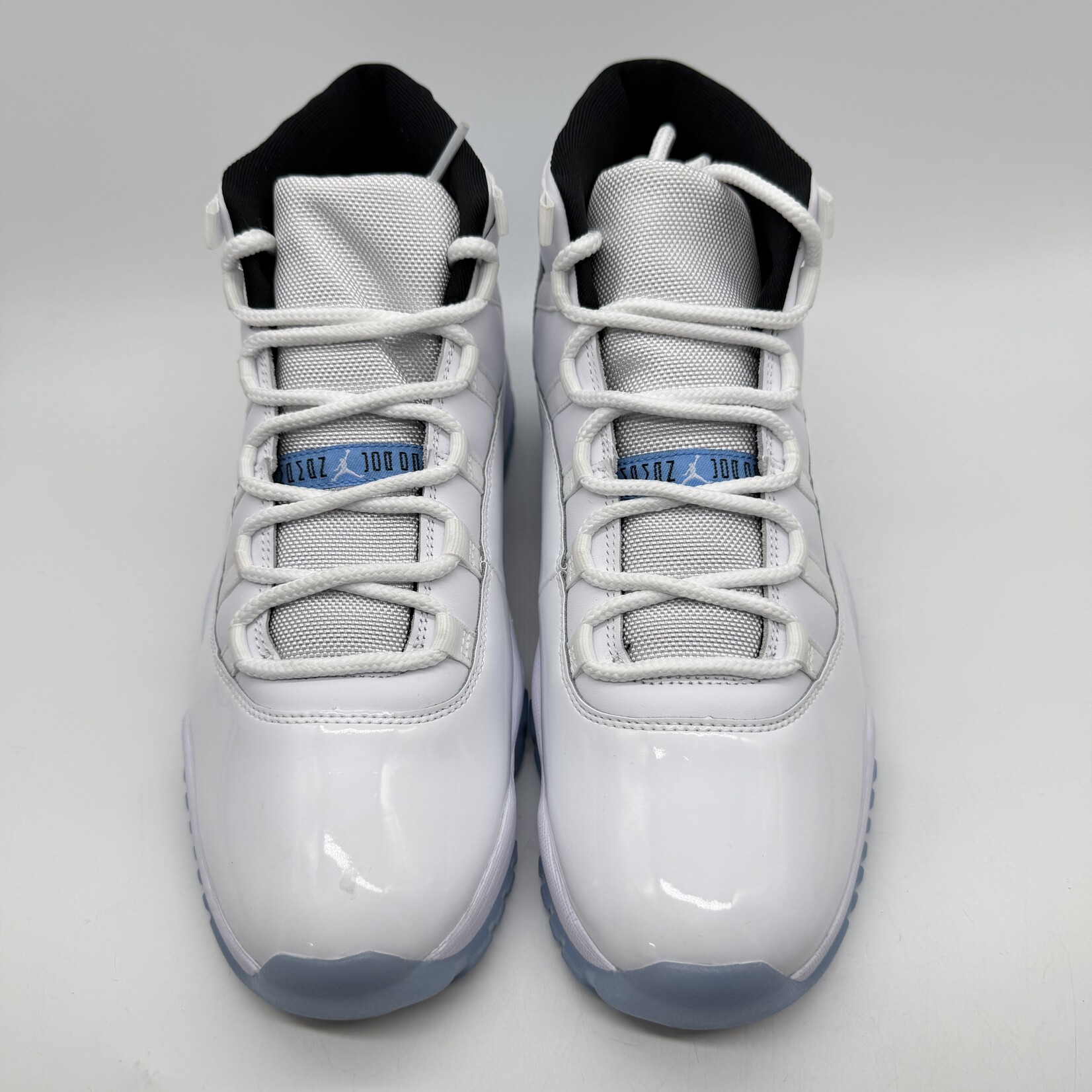 Jordan 11 Retro Legend Blue (2024)