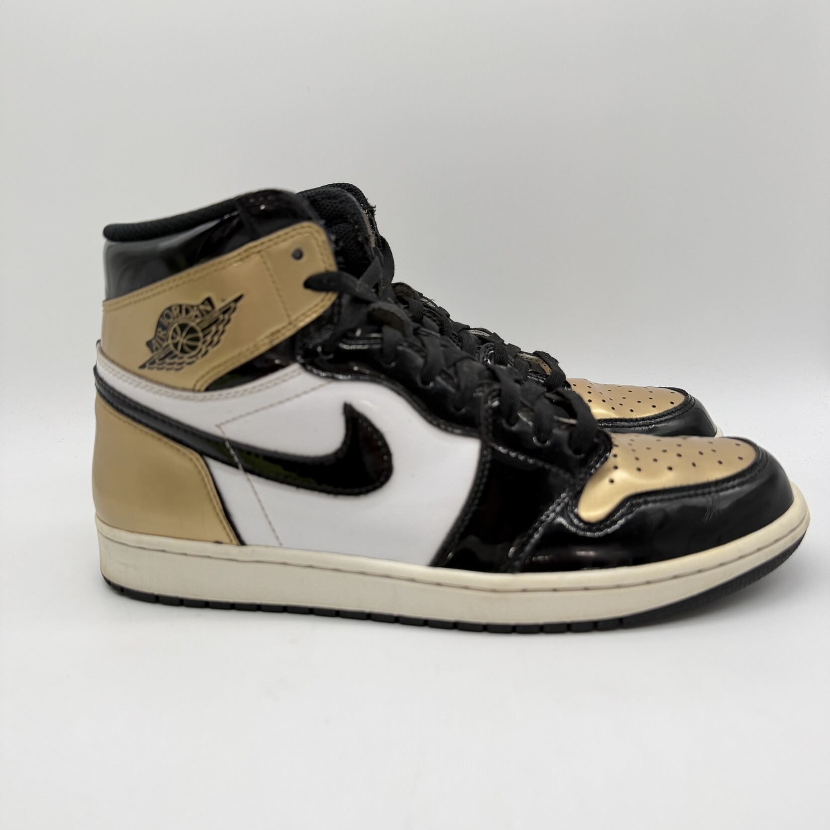 Jordan 1 Retro High NRG Patent Gold Toe