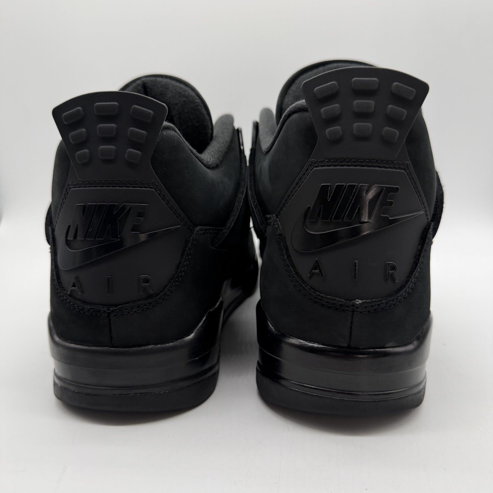 Jordan 4 Retro Black Cat (2025)