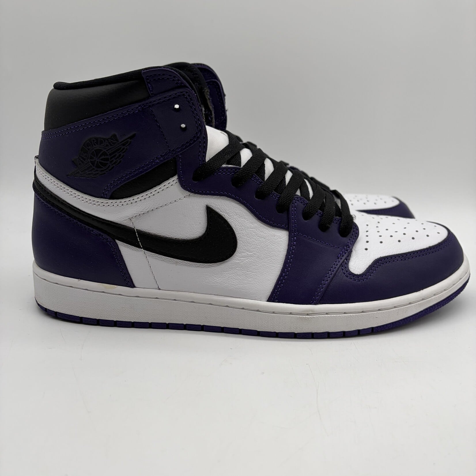 Jordan 1 Retro High Court Purple White