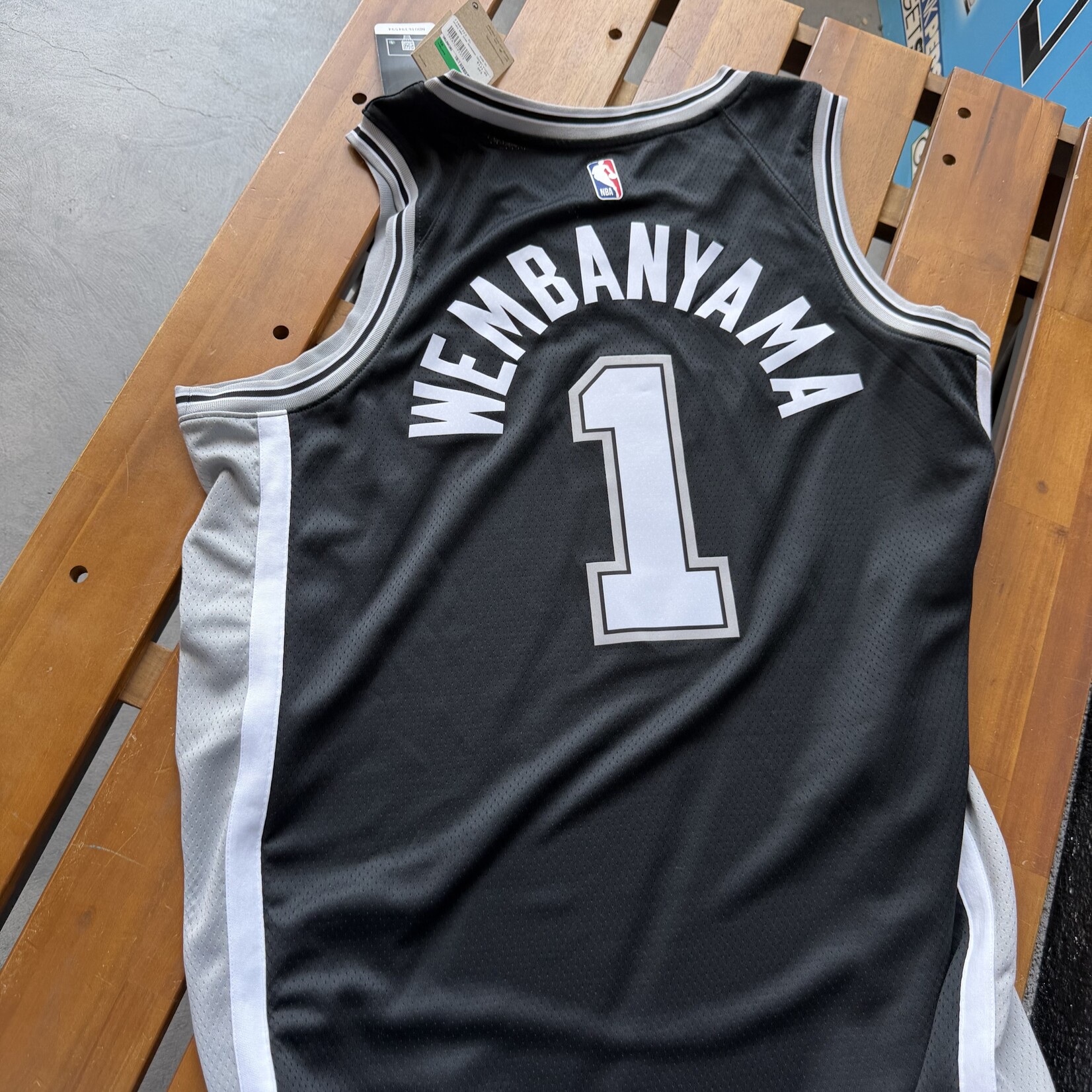 Nike NBA San Antonio Spurs Victor Wembanyama Icon Edition Swingman Dri-FIT Jersey
