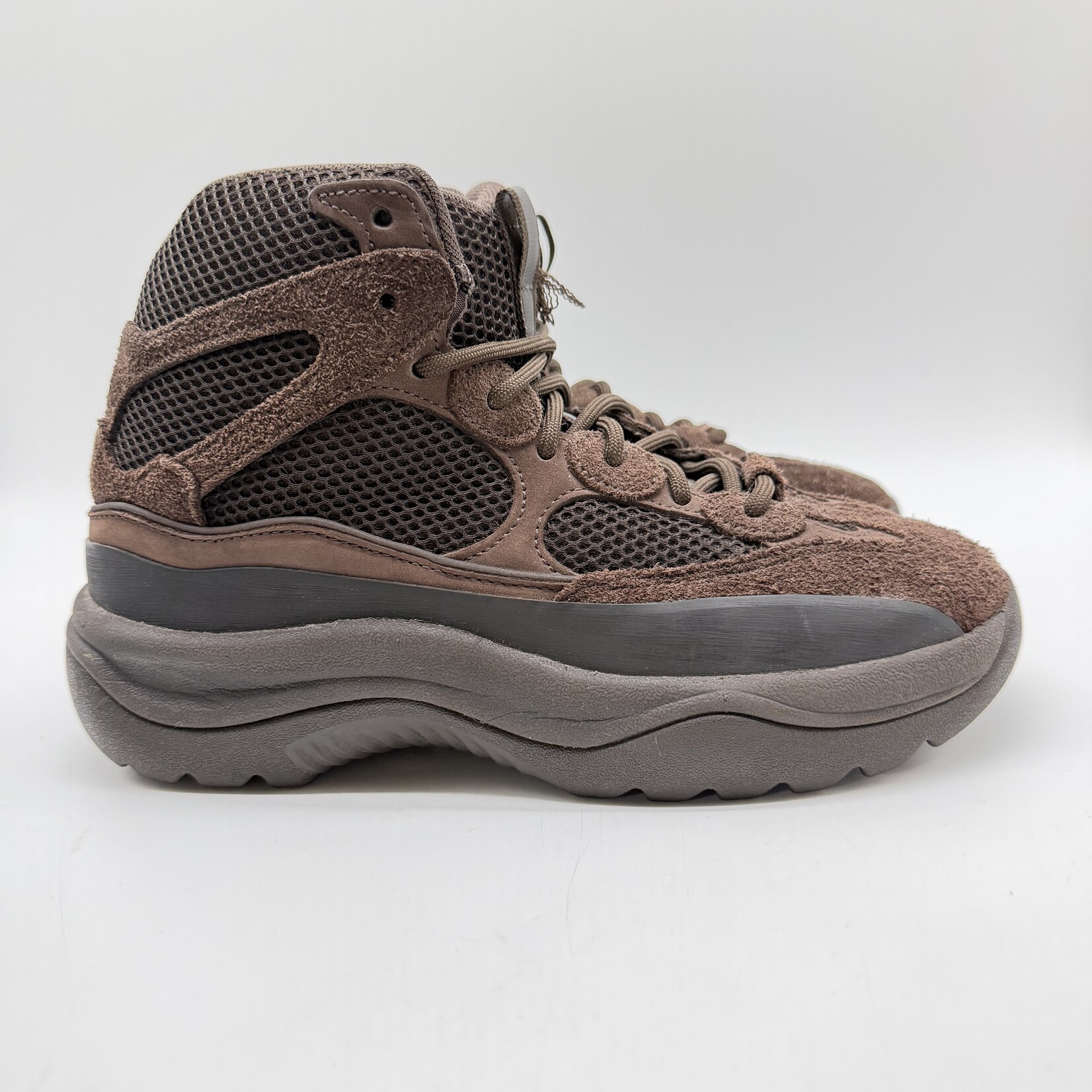 Yeezy Desert Boot Oil