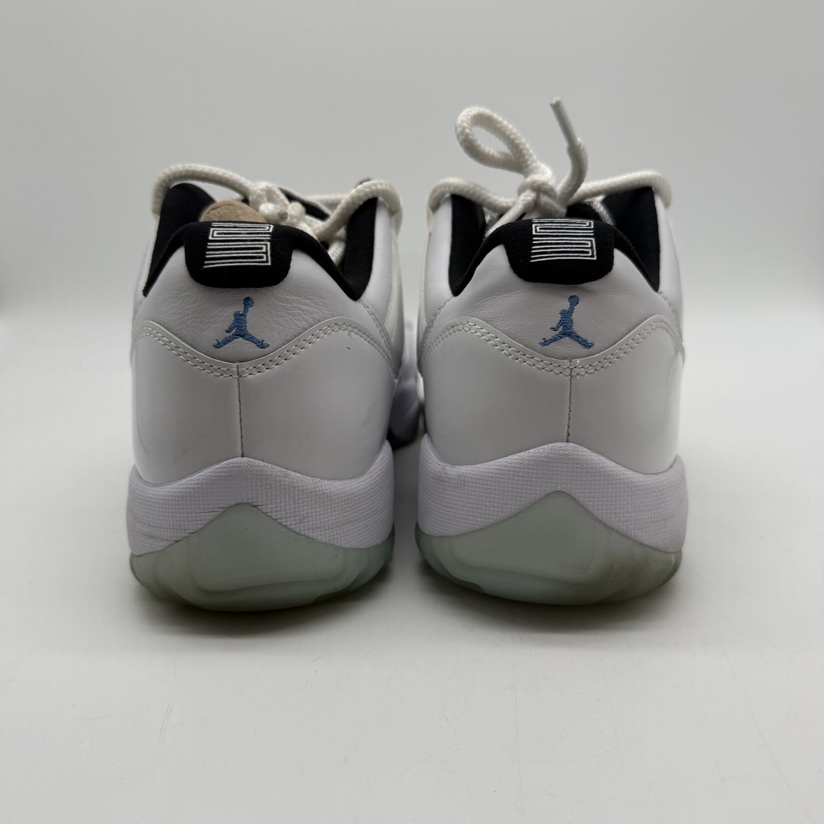 Jordan 11 Retro Low Legend Blue