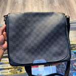 Louis Vuitton Daniel Damier Graphite GM Black