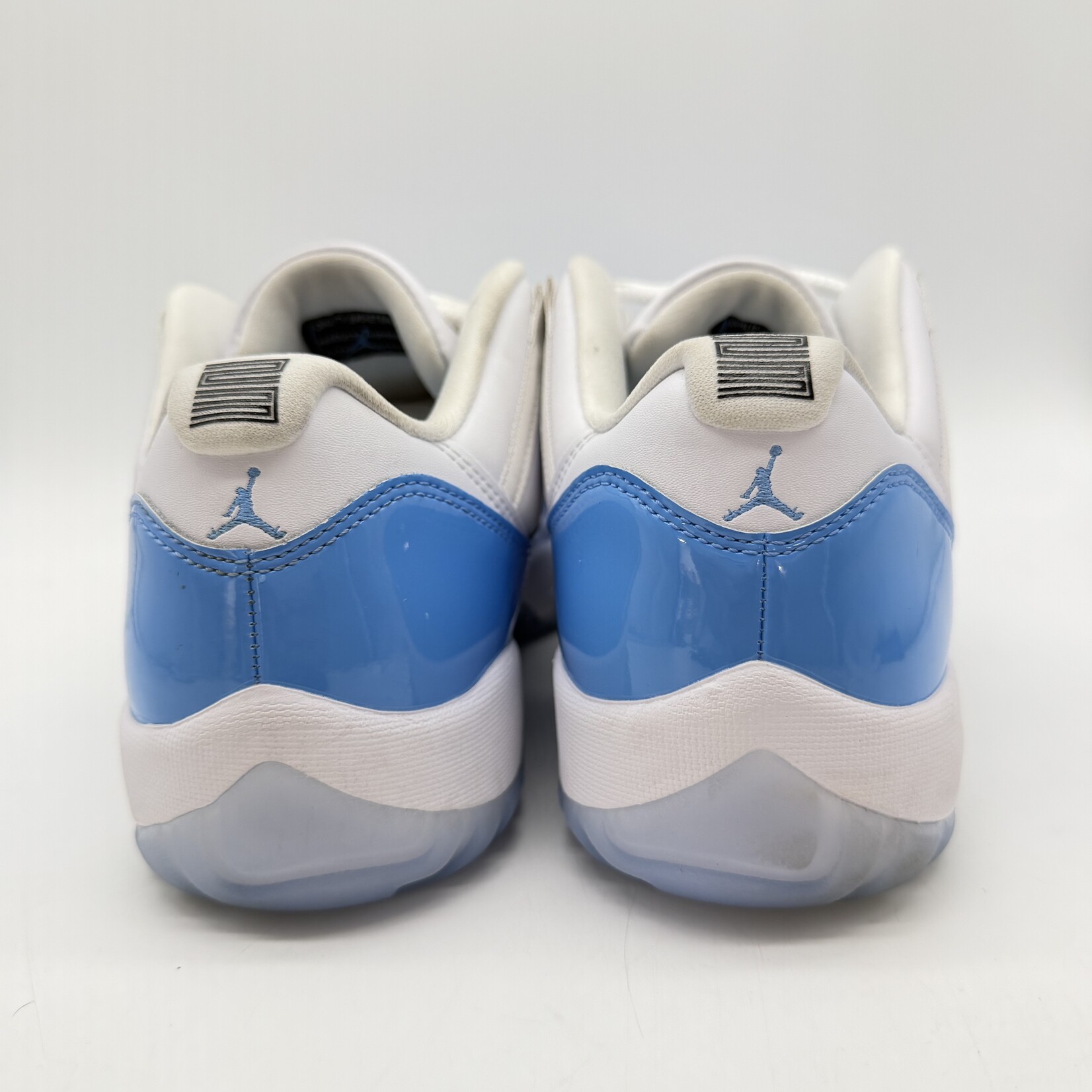 Jordan 11 Retro Low University Blue (2026)