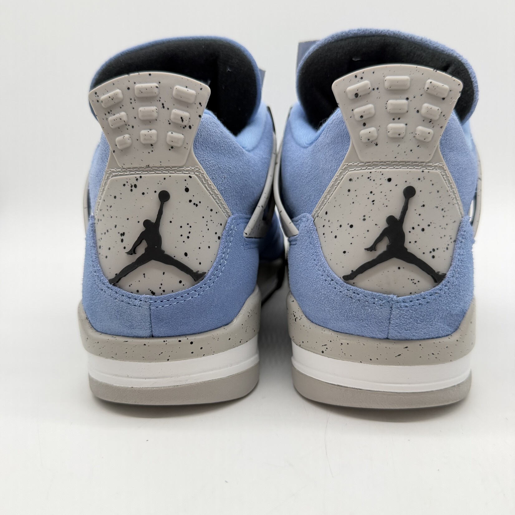 Jordan 4 Retro University Blue