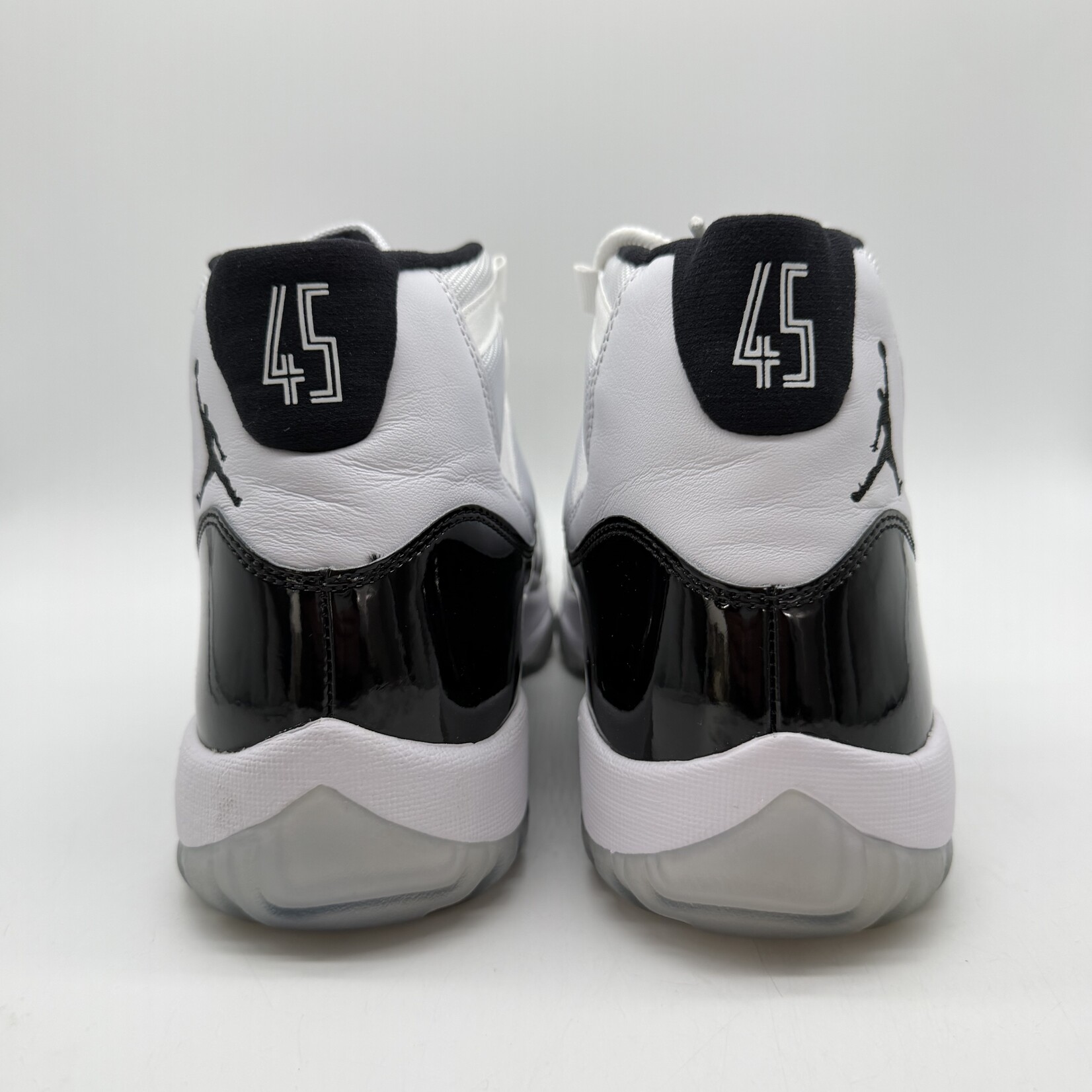 Jordan 11 Retro Concord (2018)