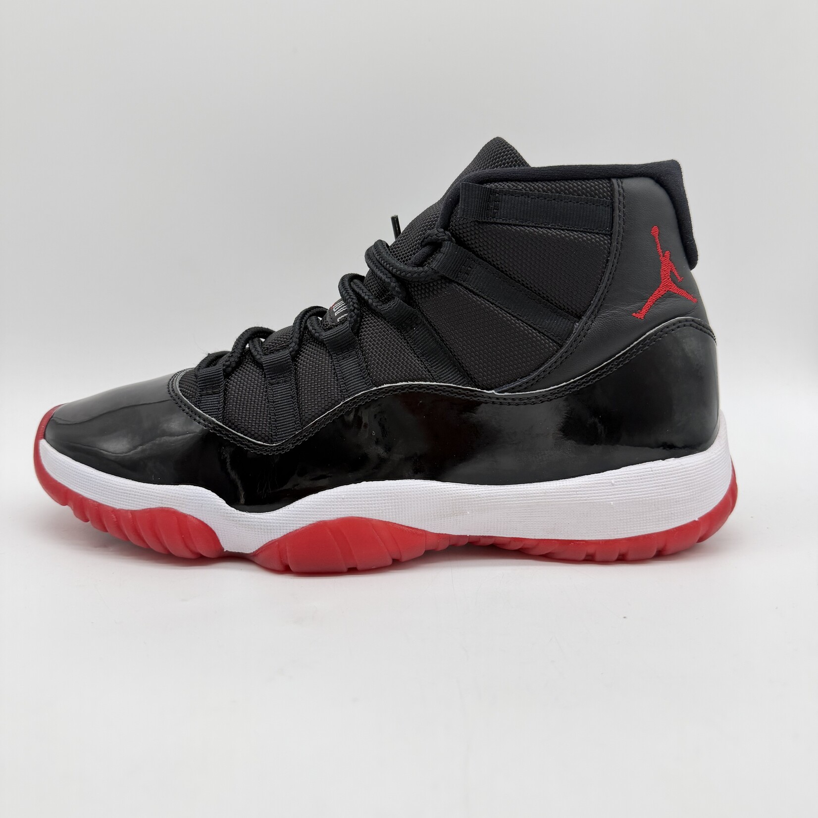 Jordan 11 Retro Playoffs Bred (2019)