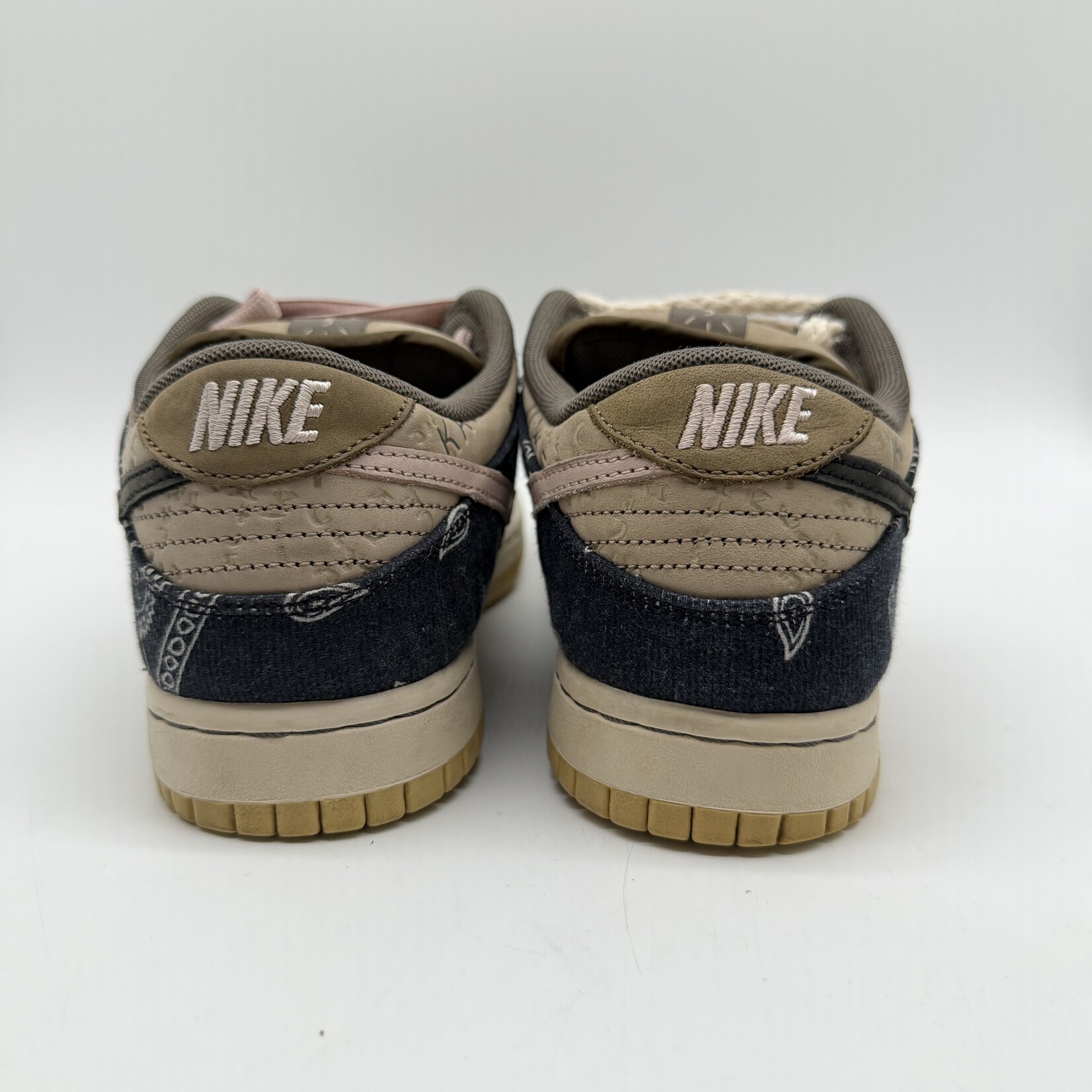 Nike SB Dunk Low Travis Scott