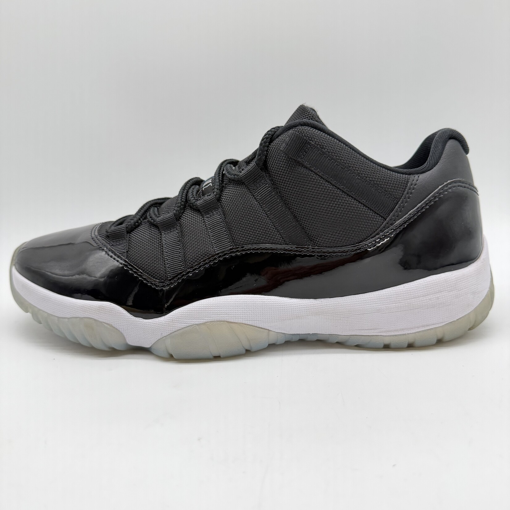 Jordan 11 Retro Low Space Jam