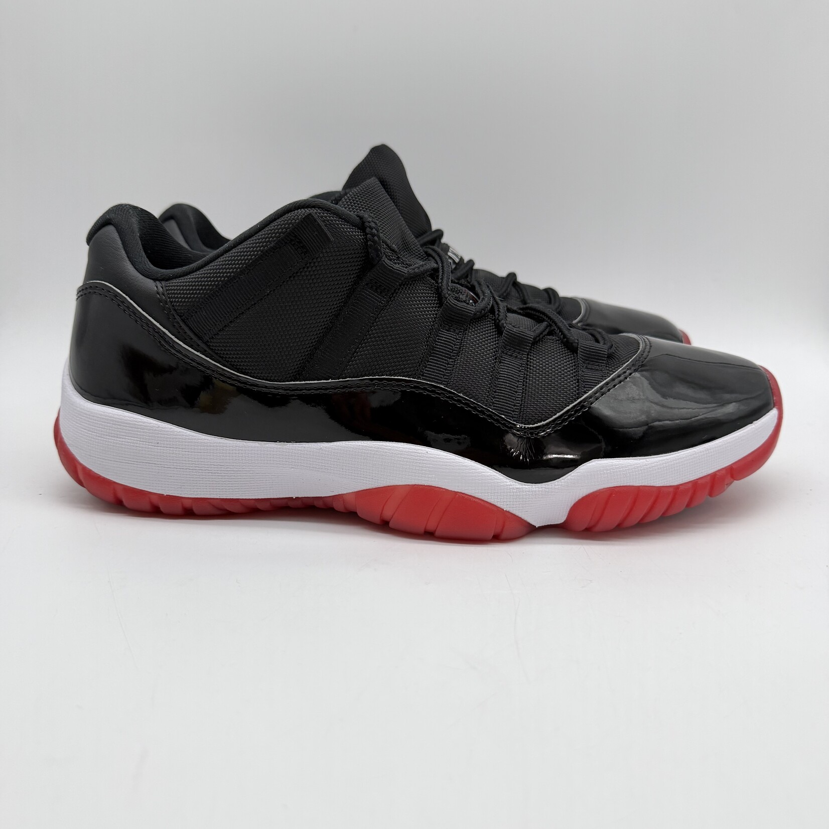 Jordan 11 Retro Low Bred (2025)