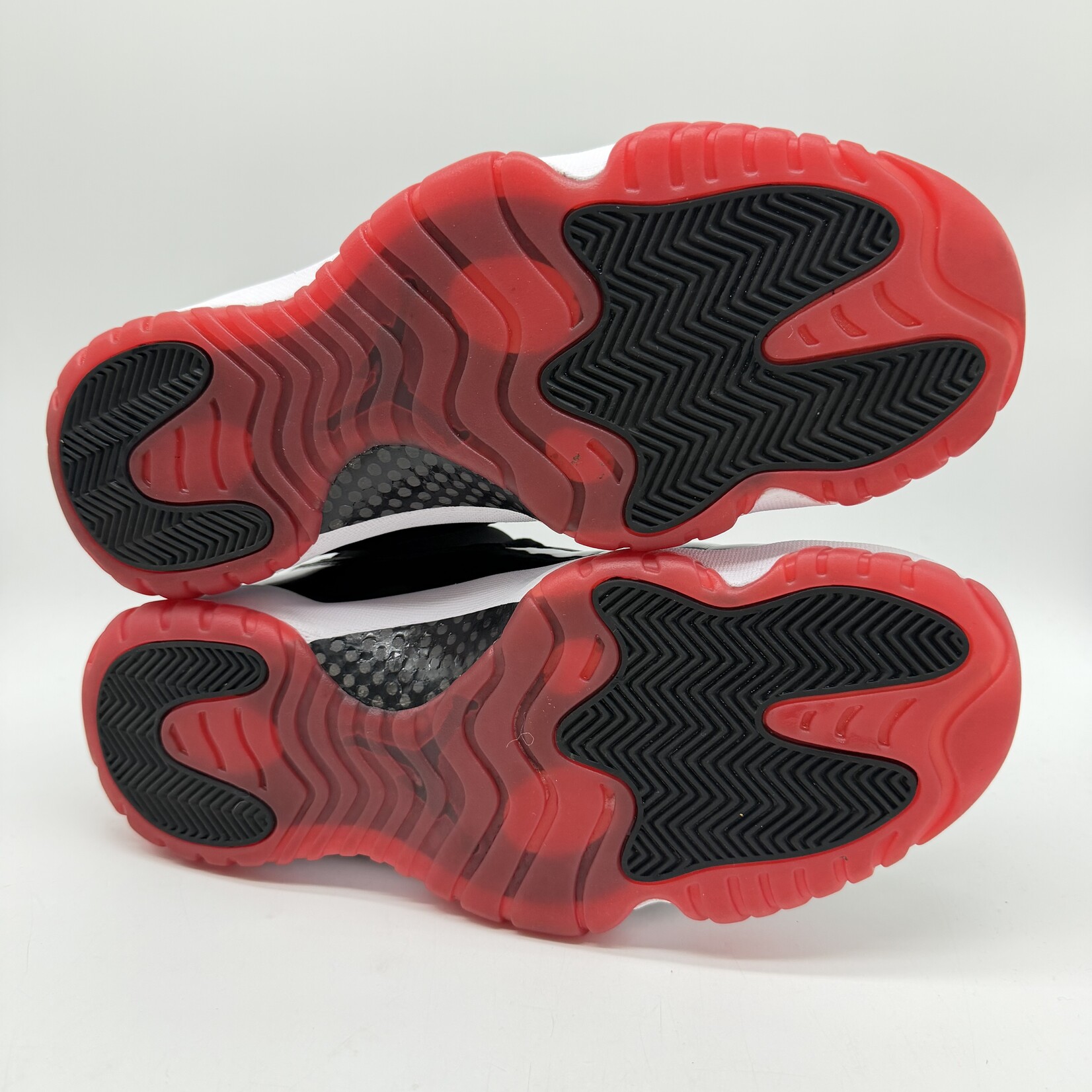 Jordan 11 Retro Low Bred (2025)