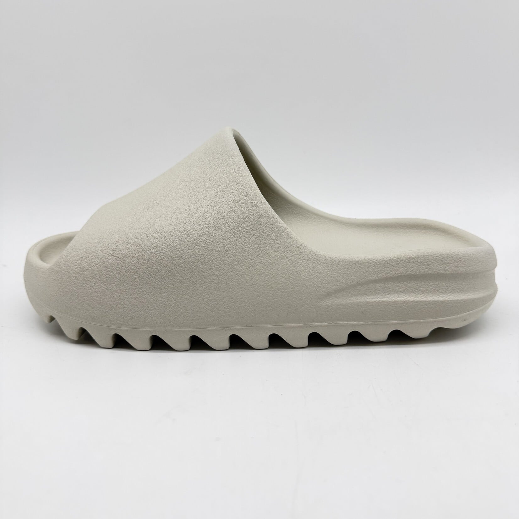 YZY YS-01 Cream