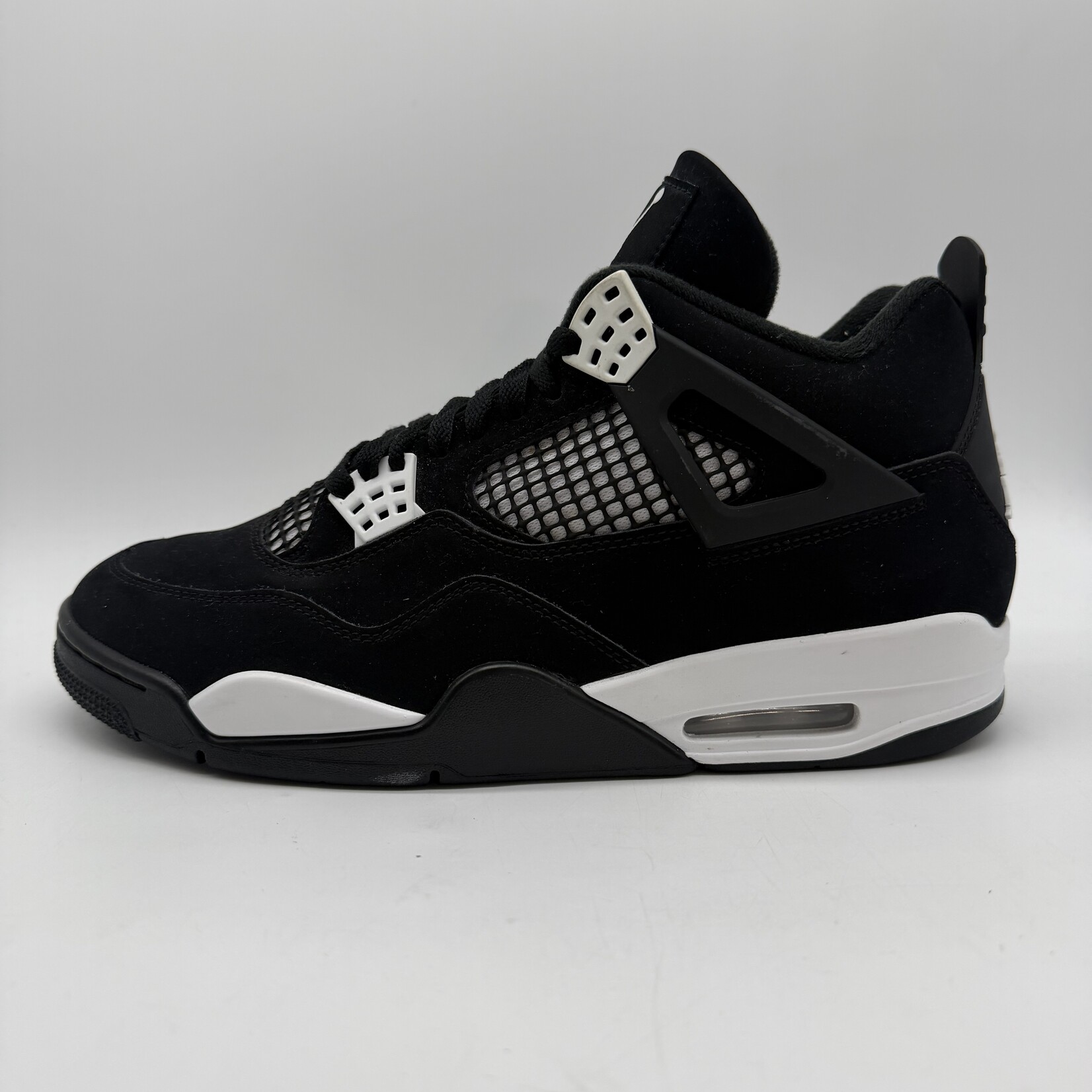 Jordan 4 Retro White Thunder