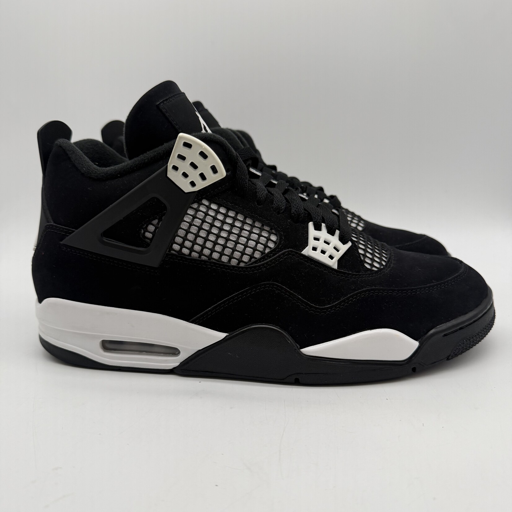 Jordan 4 Retro White Thunder