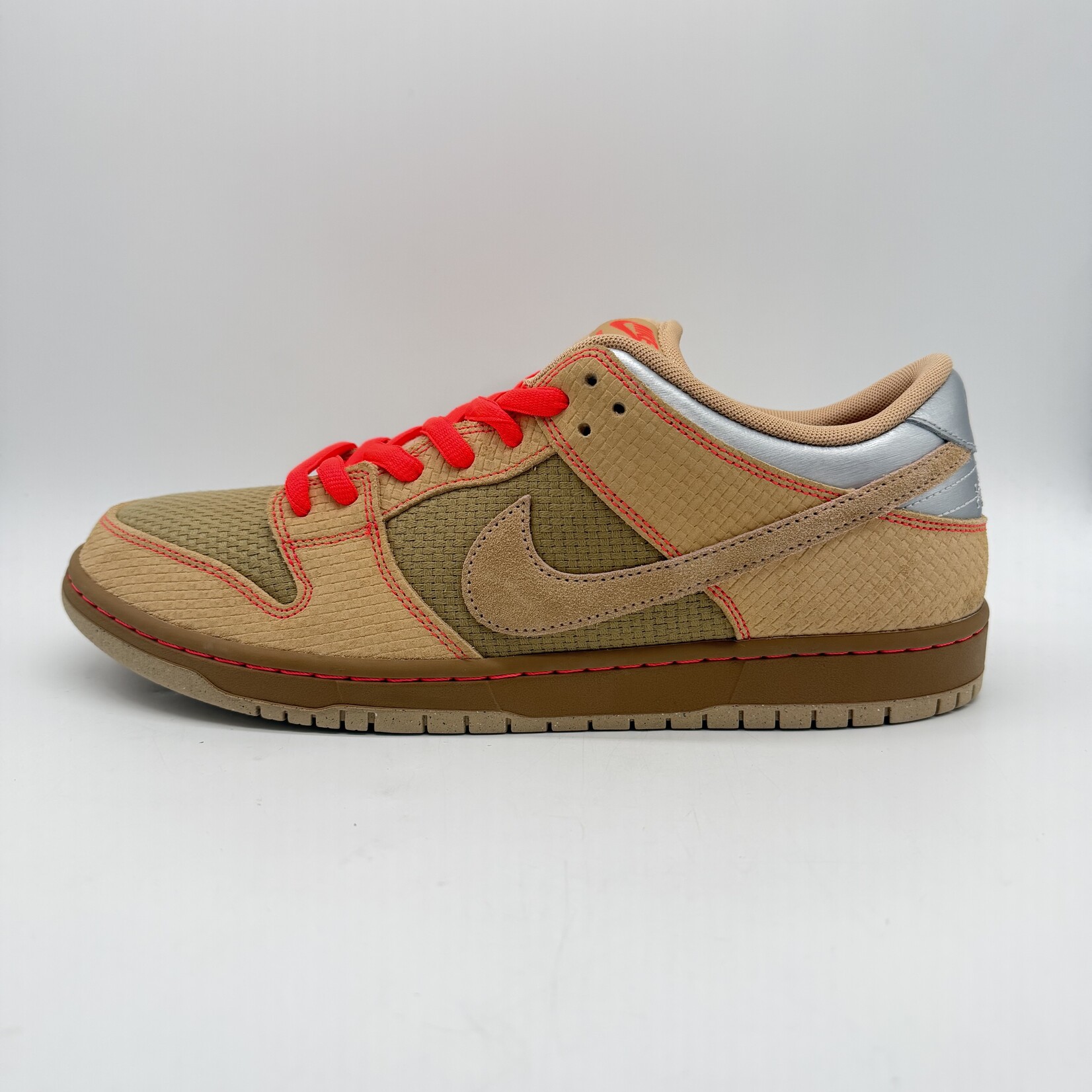 Nike SB Dunk Low Pro Som Tum