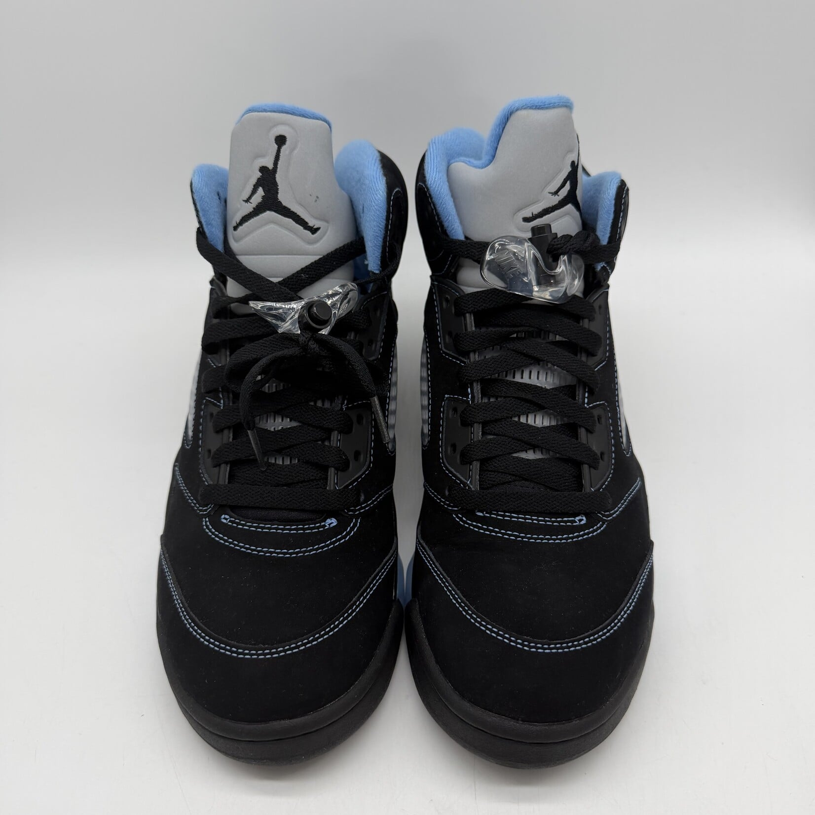 Jordan 5 Retro Black University Blue (2026)