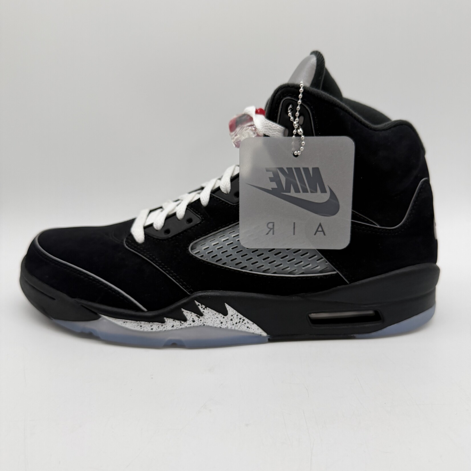 Jordan 5 Retro OG Black Metallic Reimagined