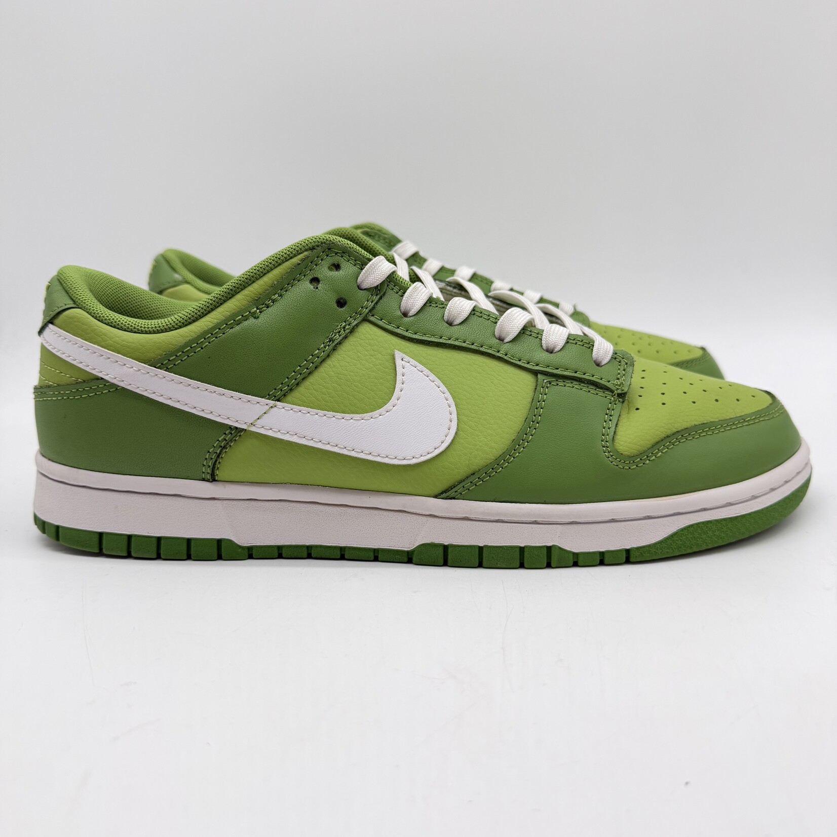 Nike Dunk Low Chlorophyll