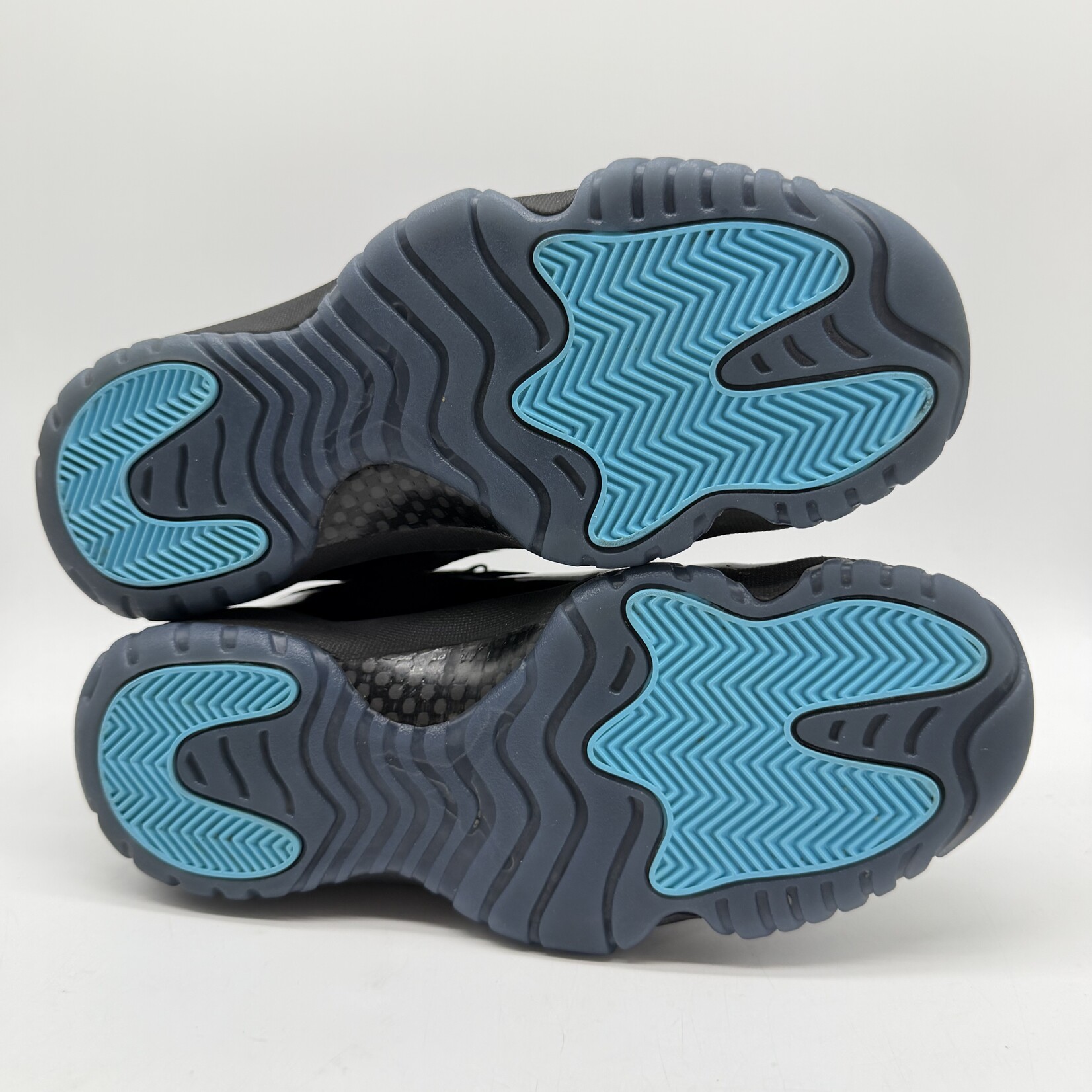 Jordan 11 Retro Gamma Blue (2025)
