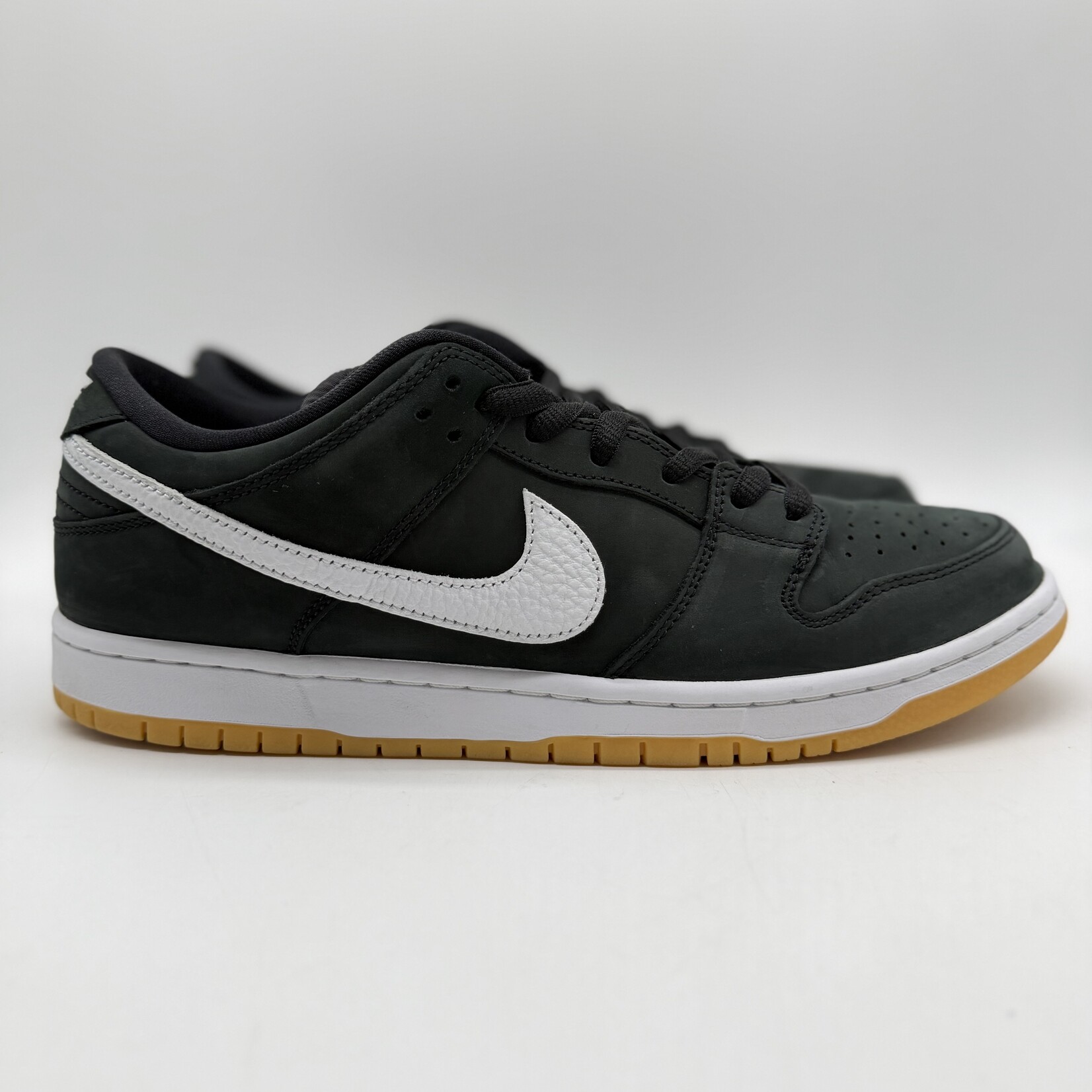 Nike SB Dunk Low Pro Black Gum