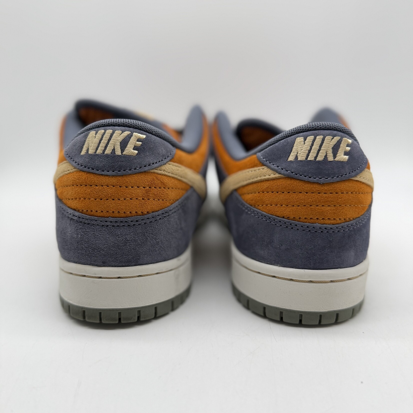 Nike SB Dunk Low Light Carbon Monarch