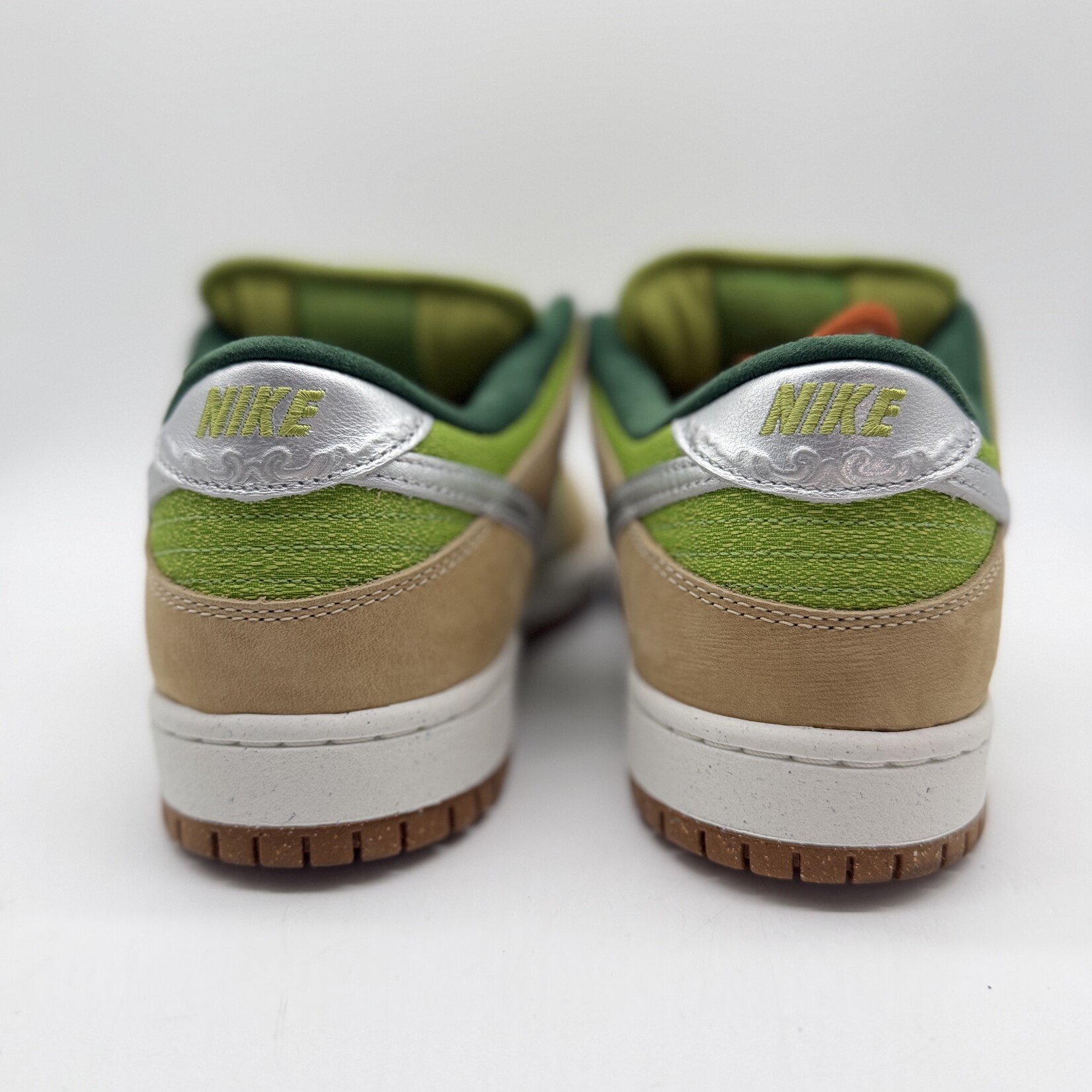 Nike SB Dunk Low Escargot