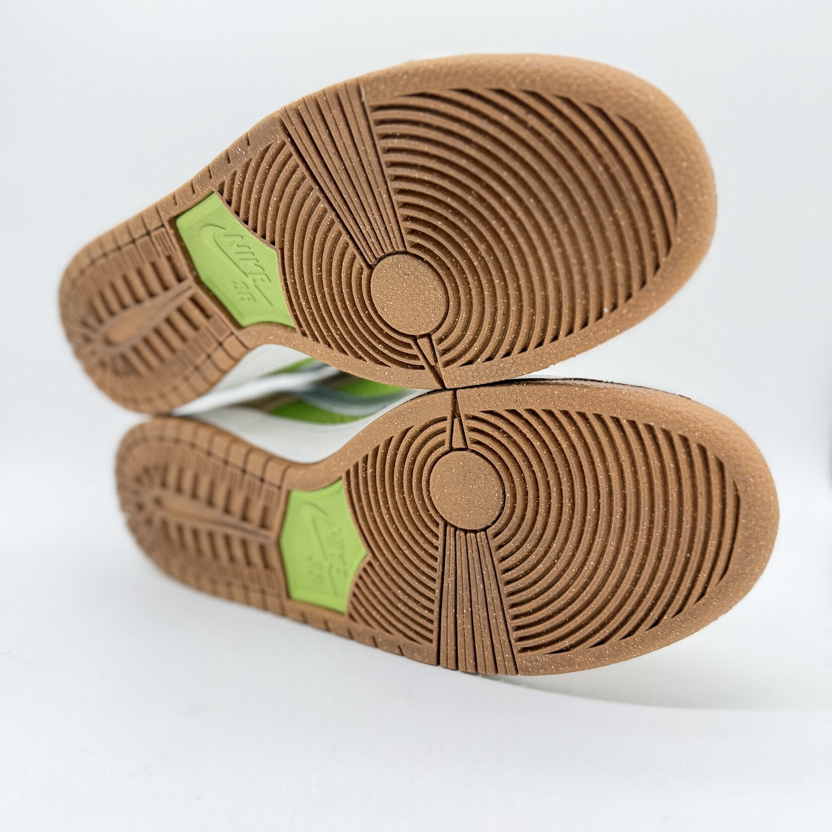 Nike SB Dunk Low Escargot