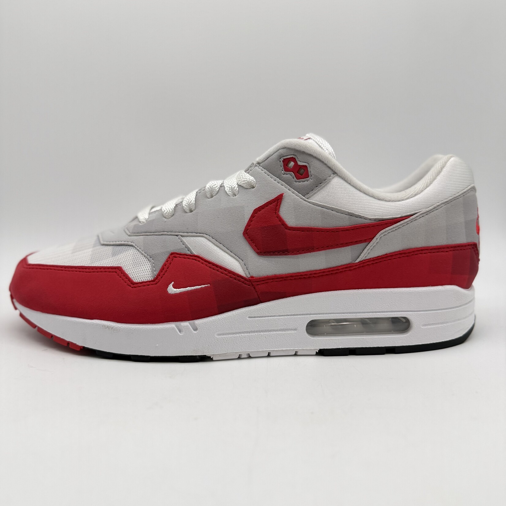 Nike Air Max 1 .SWOOSH Low Poly