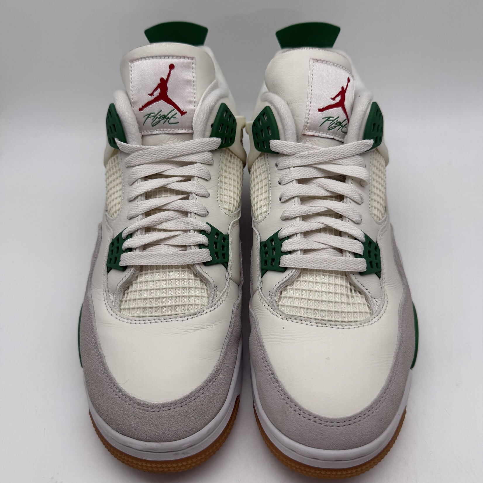 Jordan 4 Retro SB Pine Green