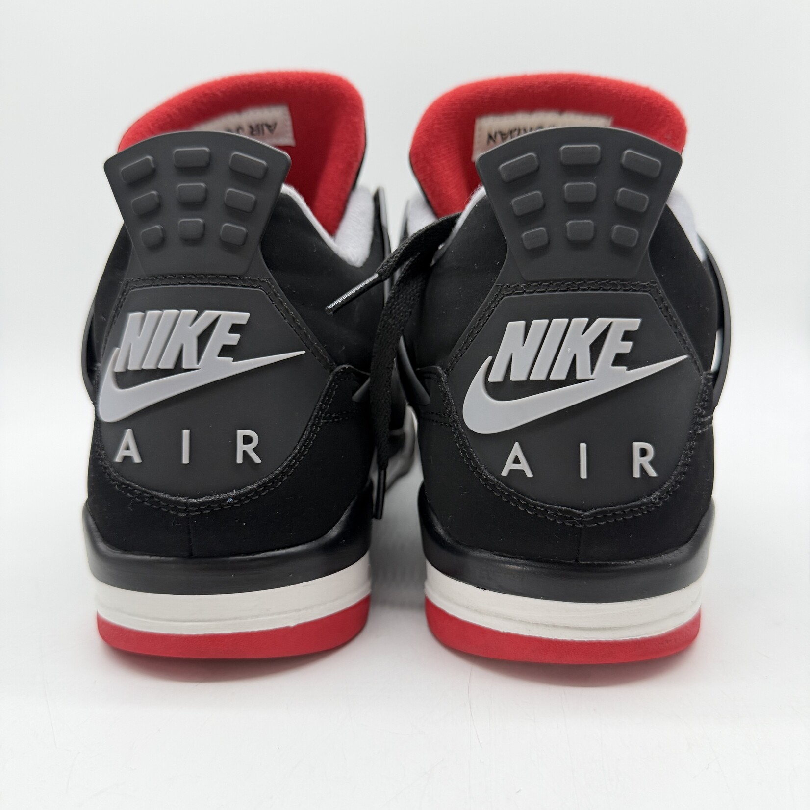 Jordan 4 Retro Bred (2019)
