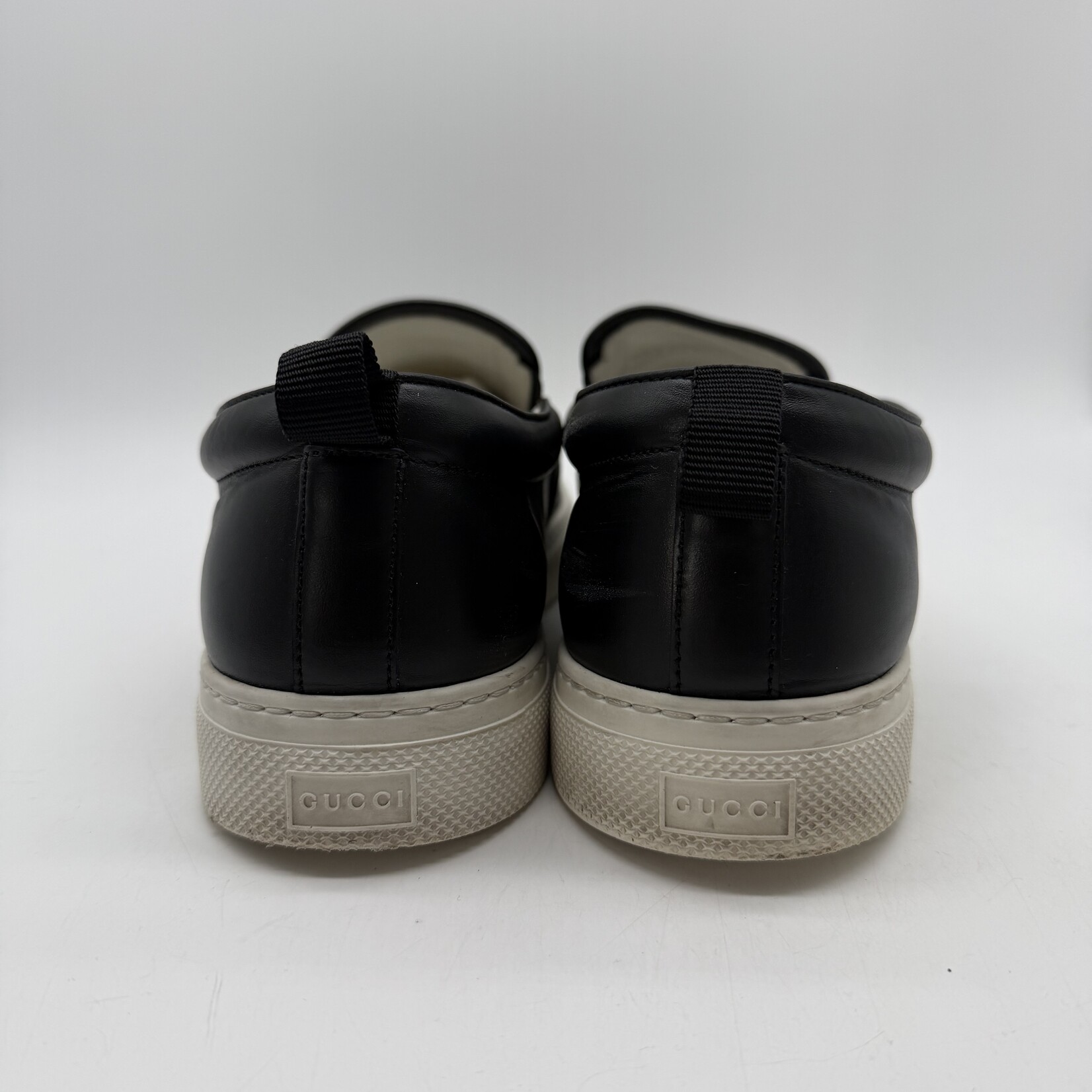 GUCCI SLIP ON Embossed