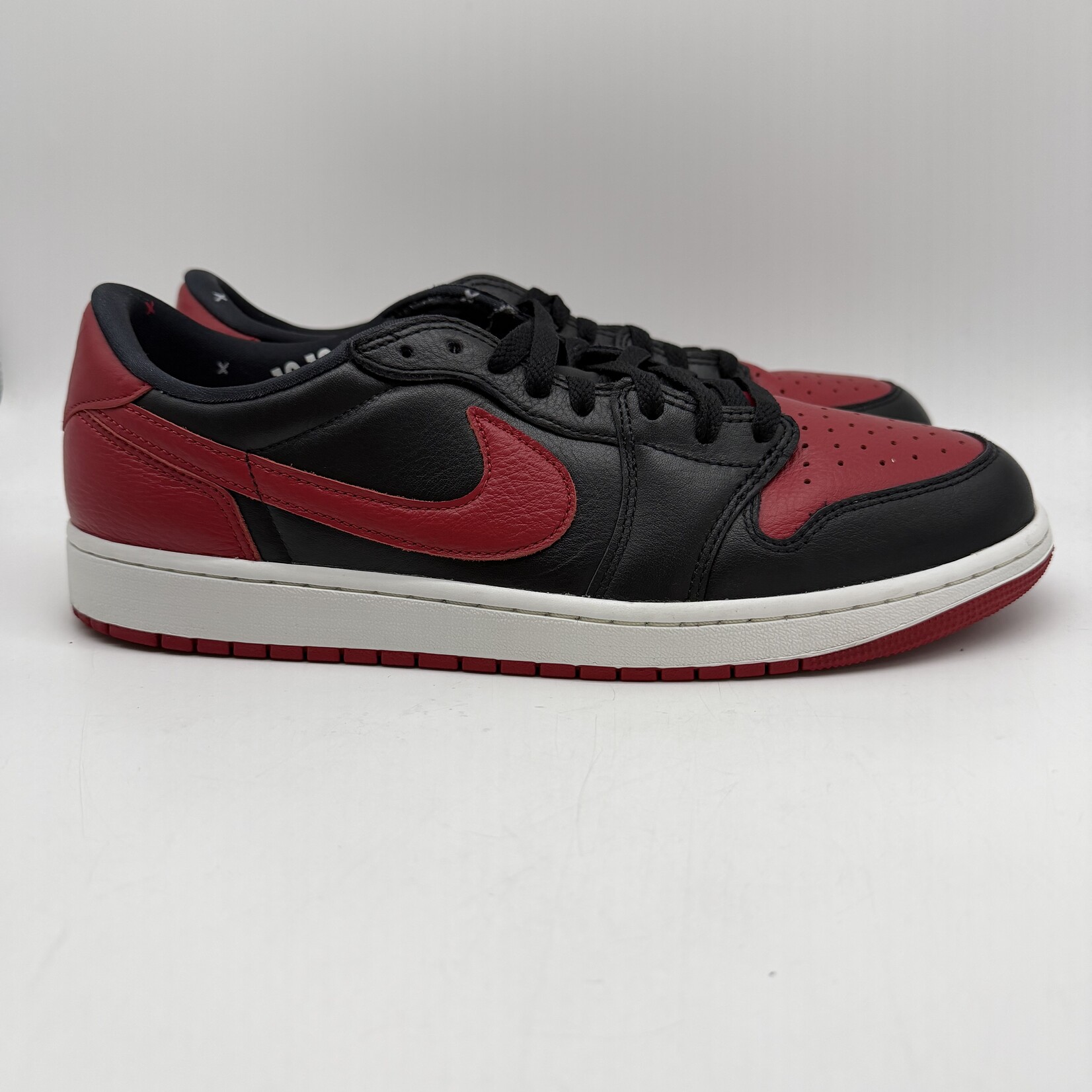 Jordan 1 Retro Low OG Banned
