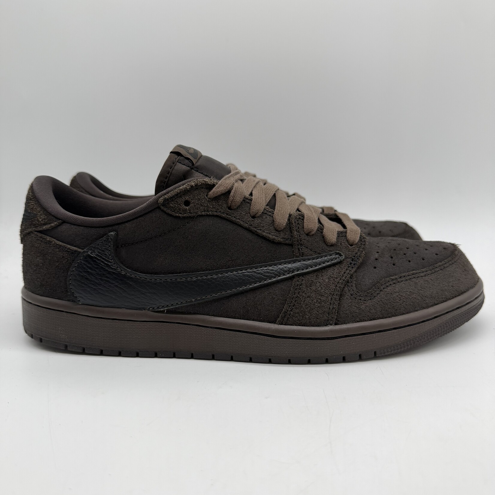 Jordan 1 Retro Low OG SP Travis Scott Velvet Brown
