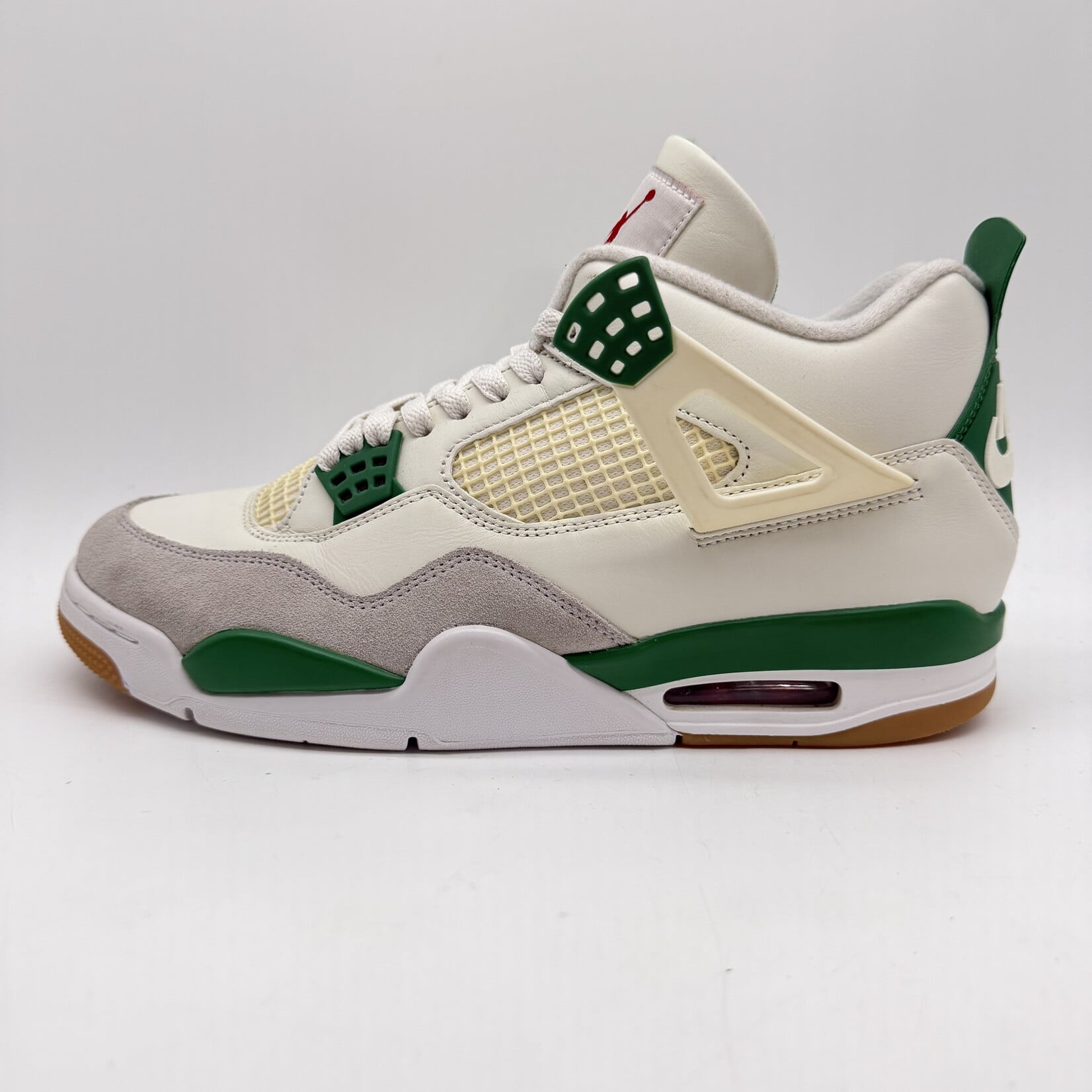 Jordan 4 Retro SB Pine Green