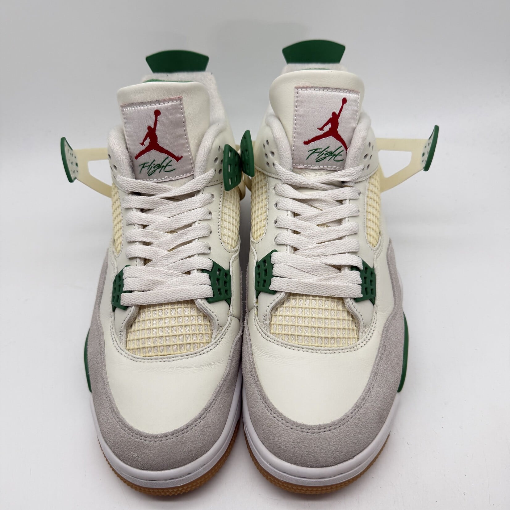 Jordan 4 Retro SB Pine Green