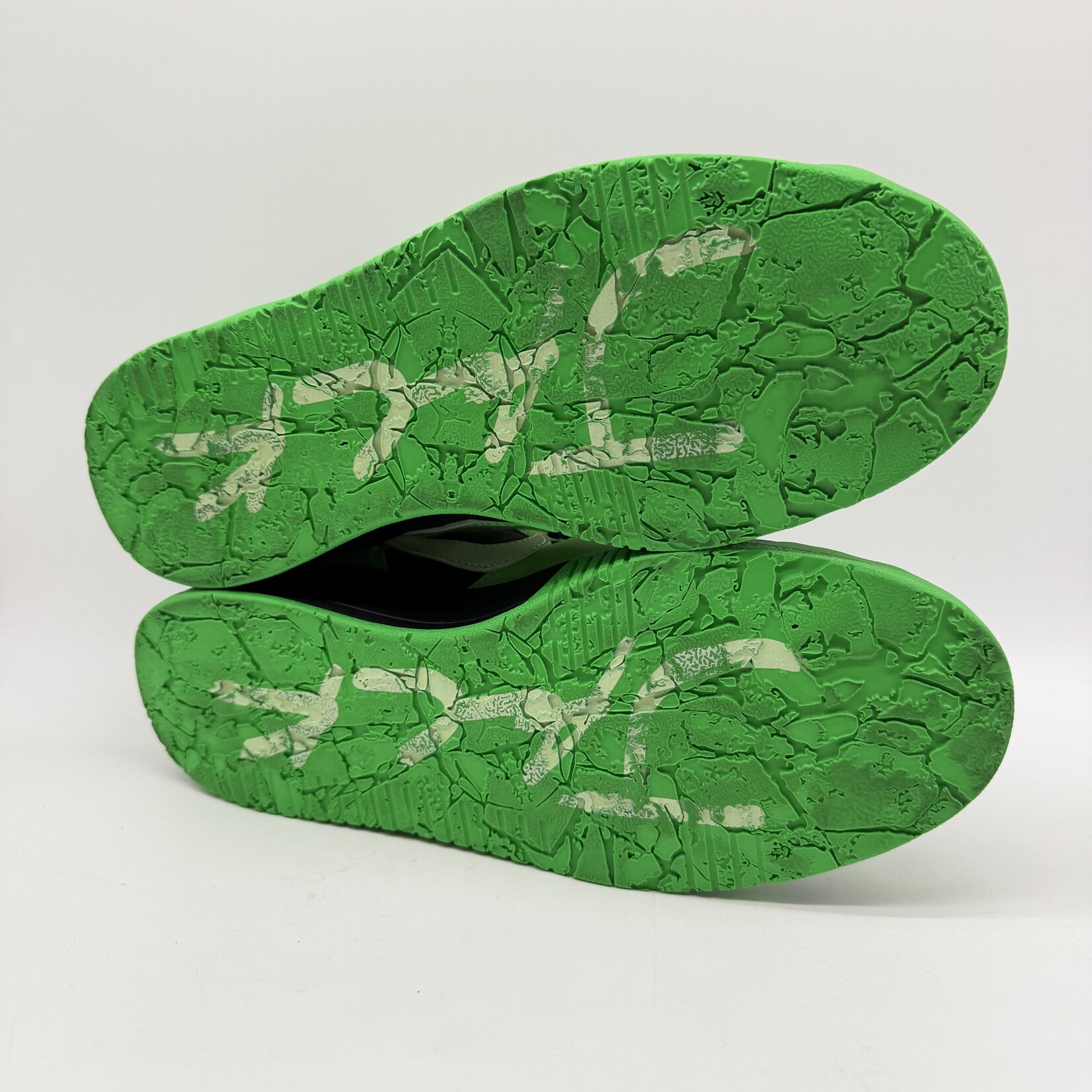 Jordan CJ1 T-Rexx Travis Scott Green Spark