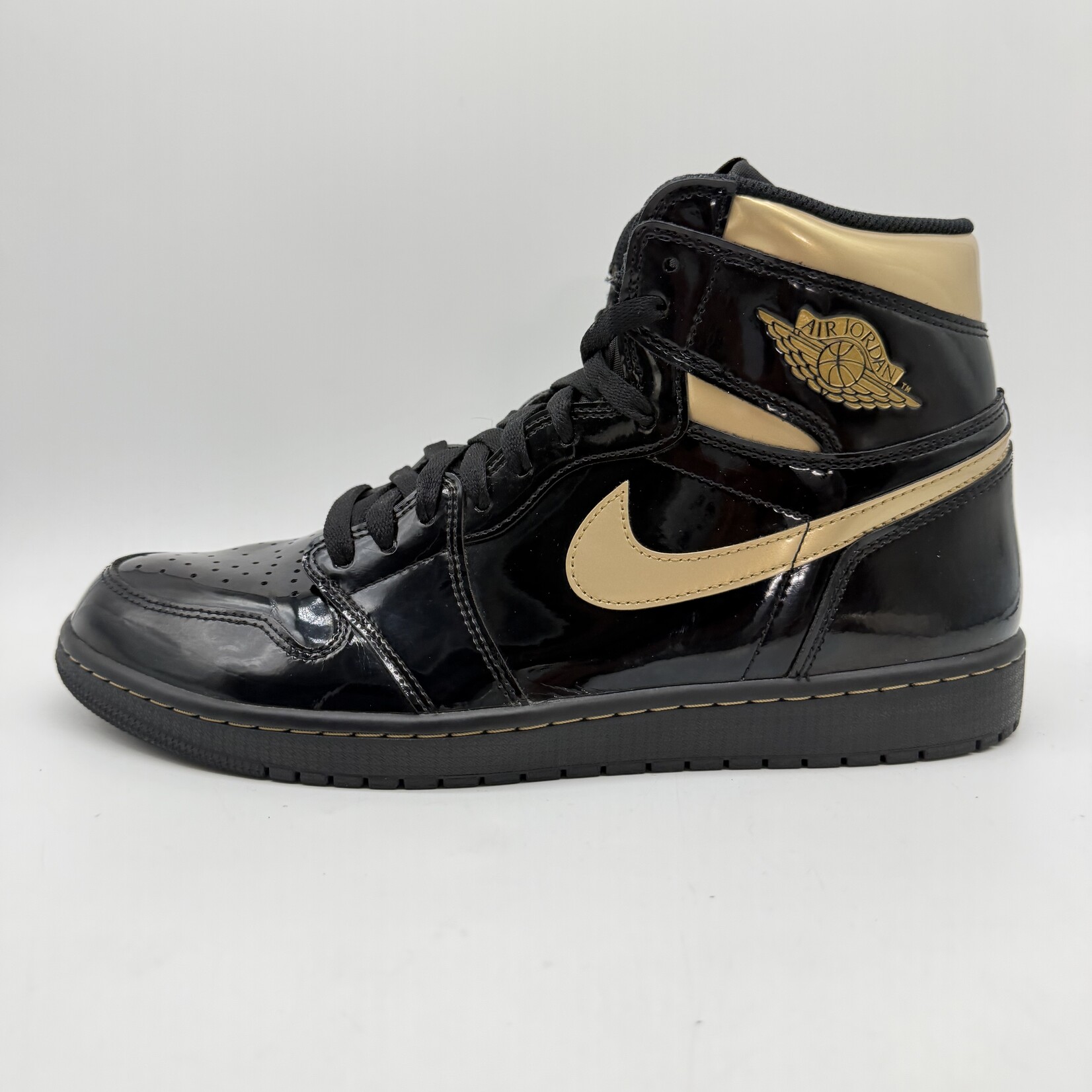 Jordan 1 Retro High Black Metallic Gold (2020)