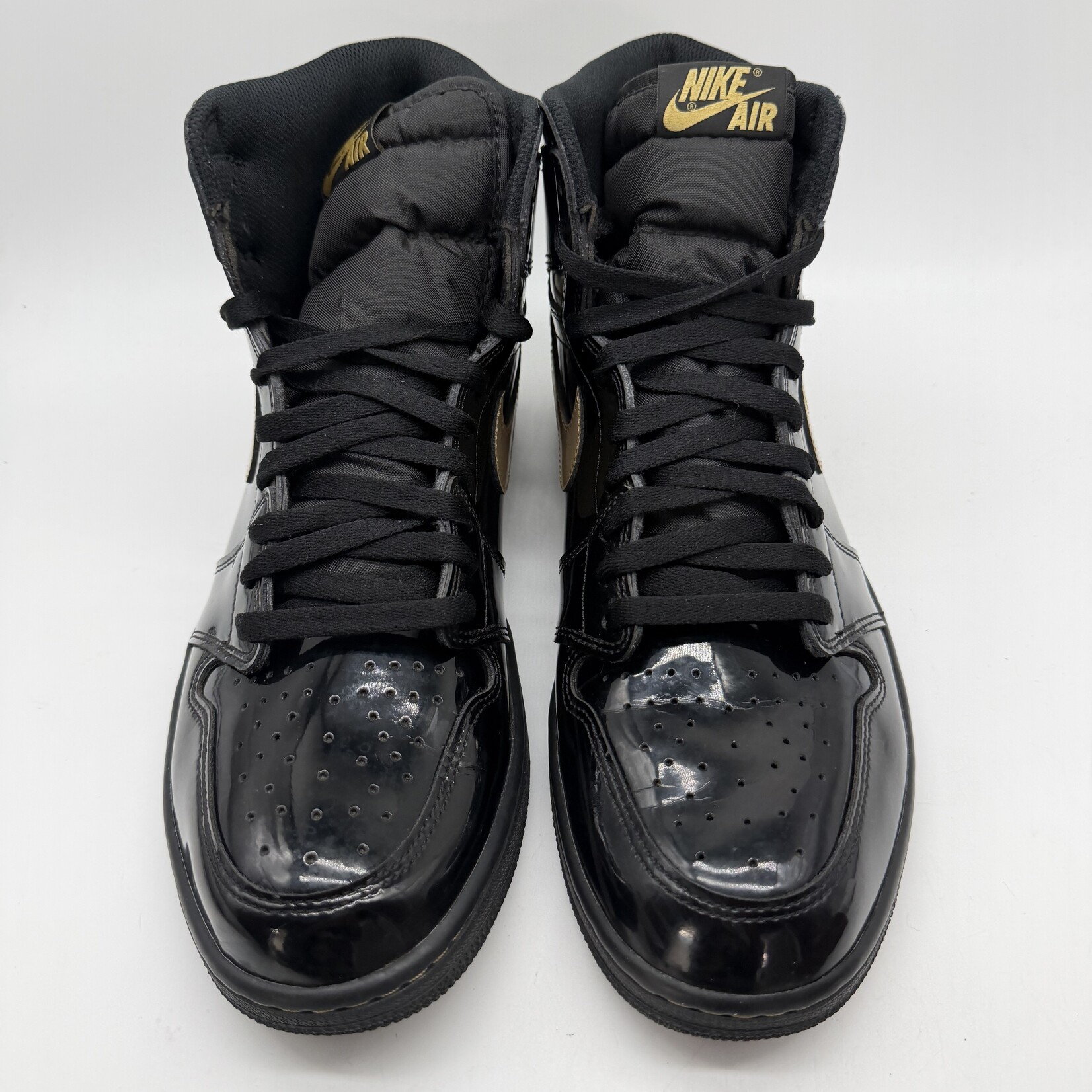 Jordan 1 Retro High Black Metallic Gold (2020)
