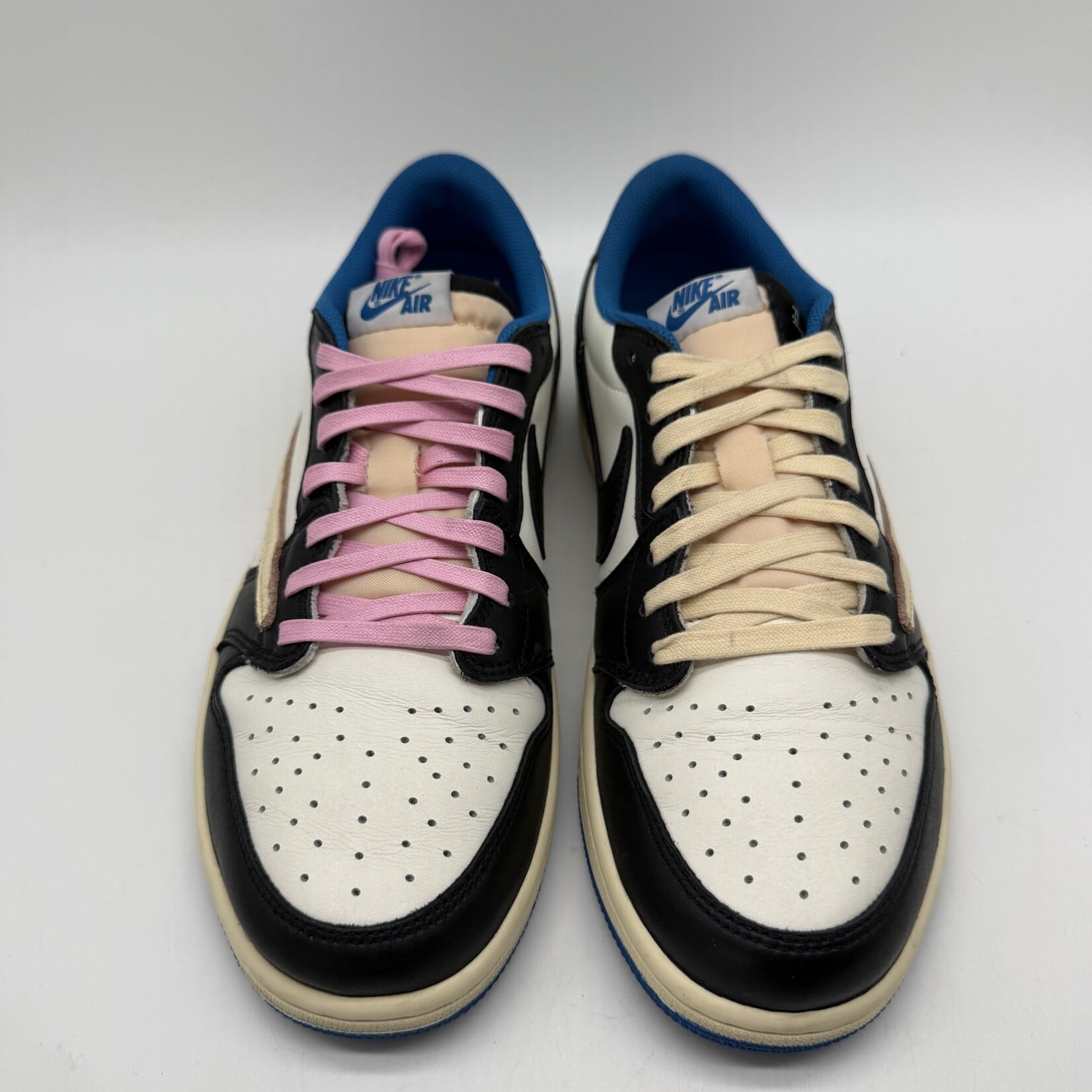 Jordan 1 Retro Low OG SP Fragment x Travis Scott