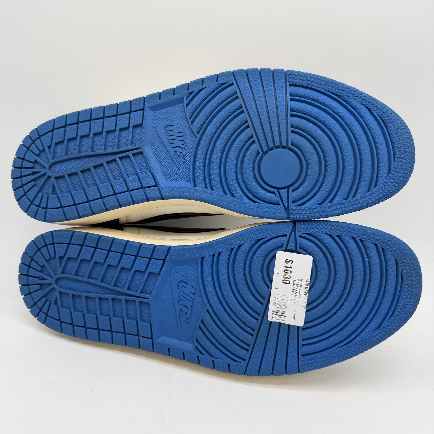 Jordan 1 Retro Low OG SP Fragment x Travis Scott